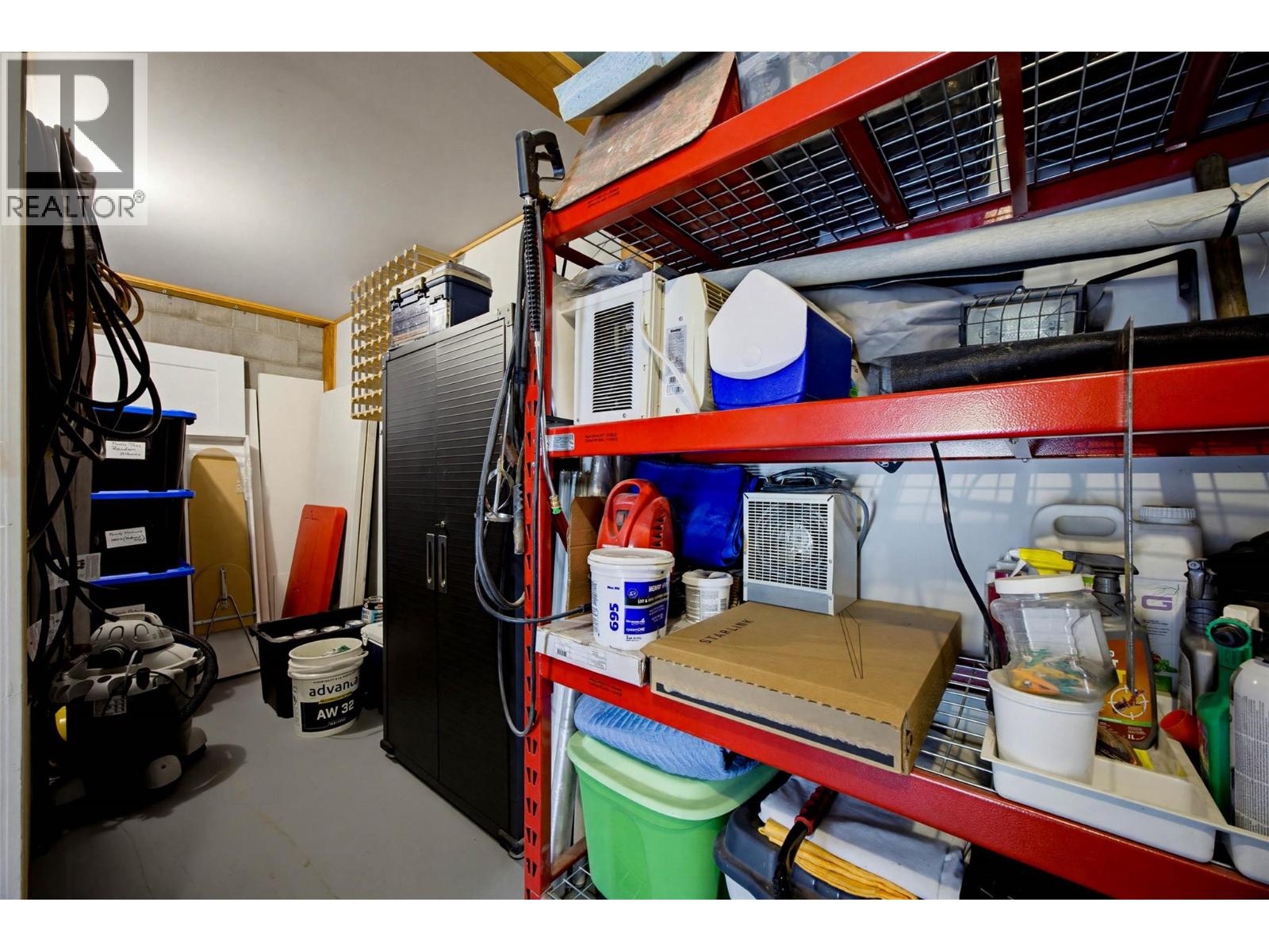 906 DILWORTH ROAD - 34