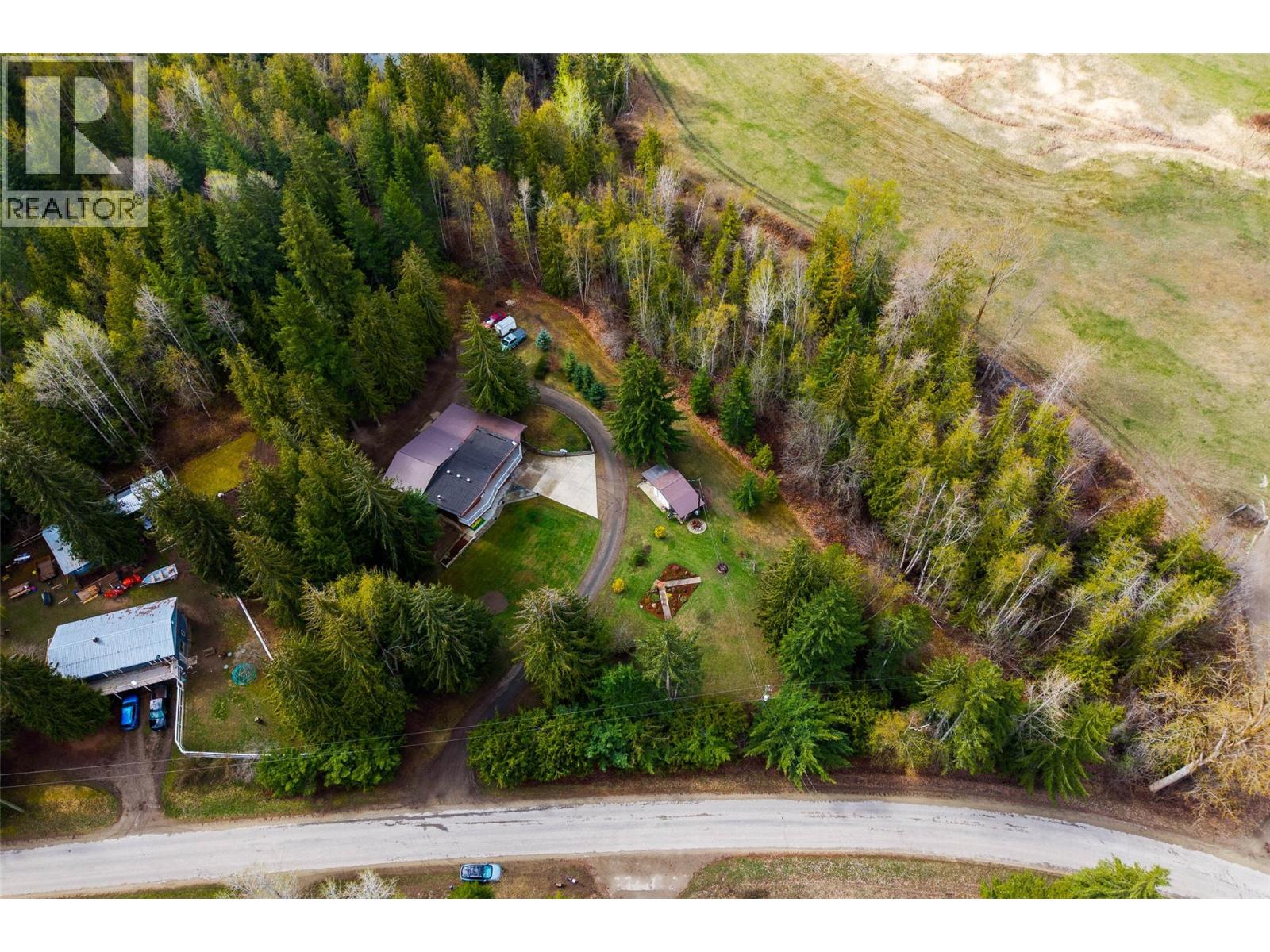 906 DILWORTH ROAD - 51