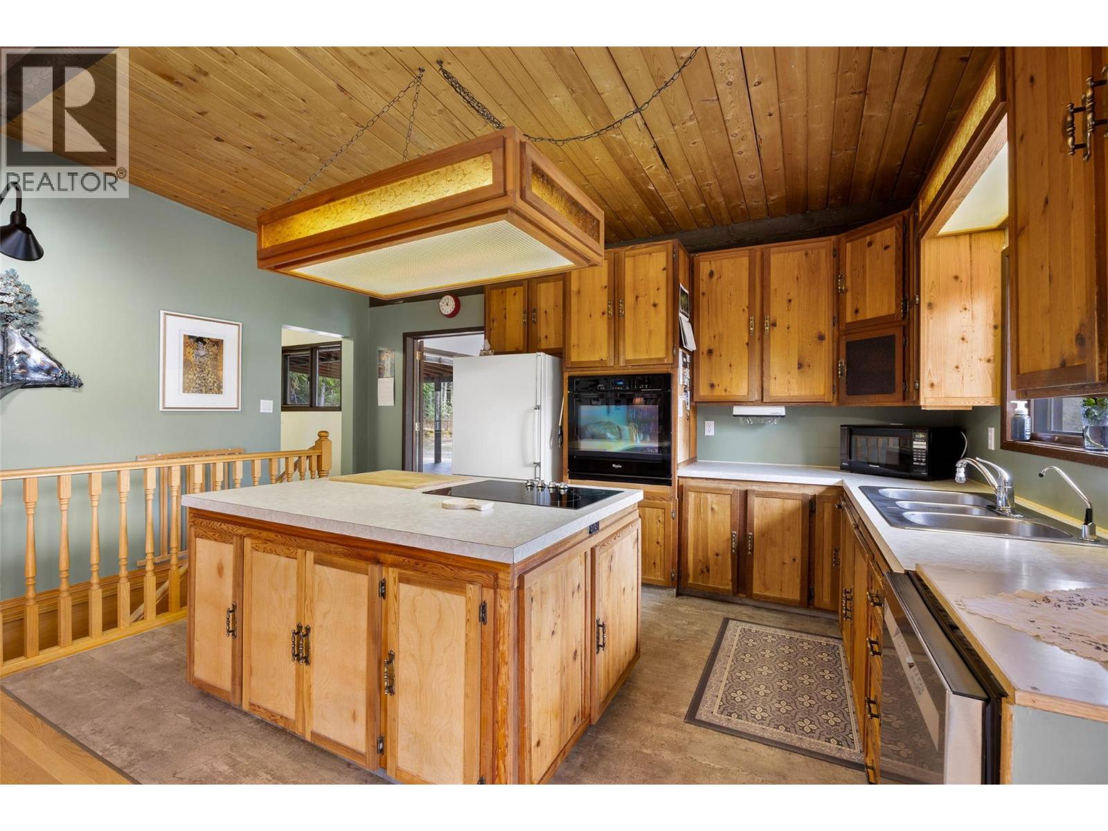 906 DILWORTH ROAD - 10