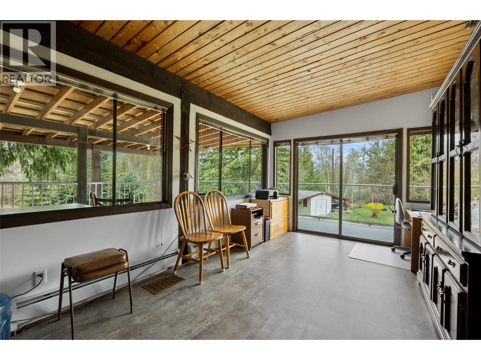 906 DILWORTH ROAD - 13