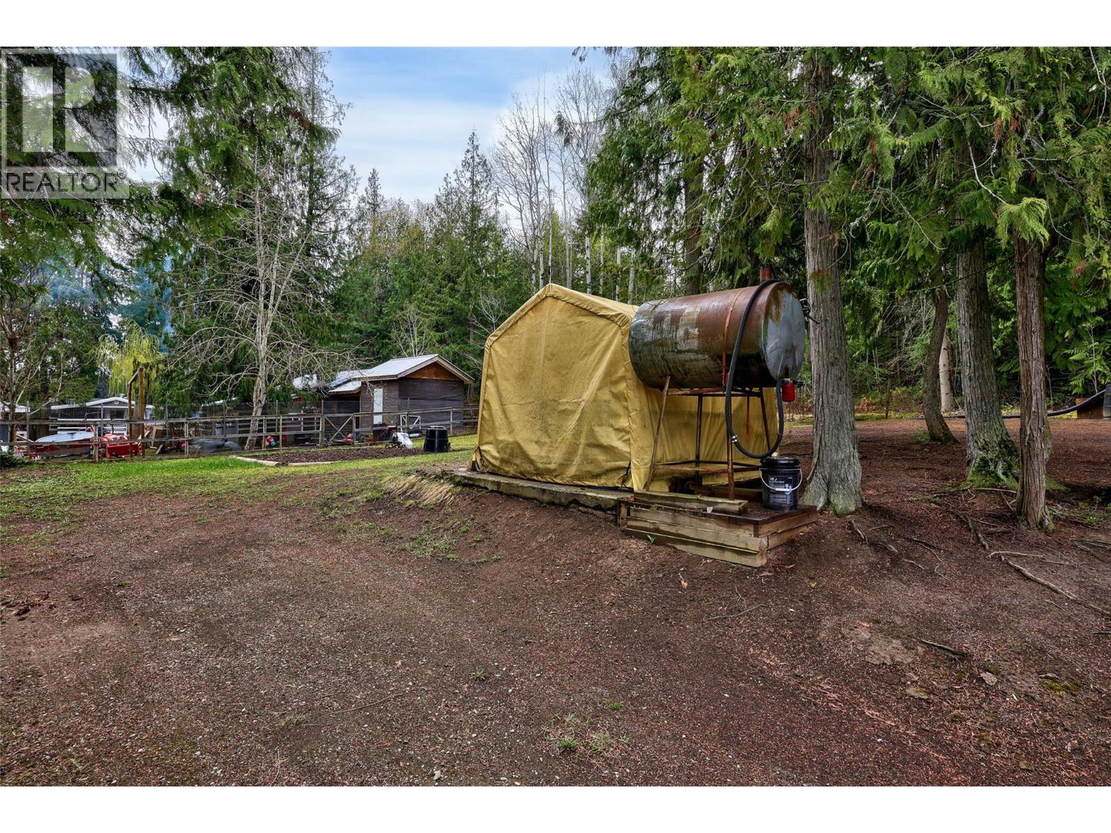 906 DILWORTH ROAD - 47