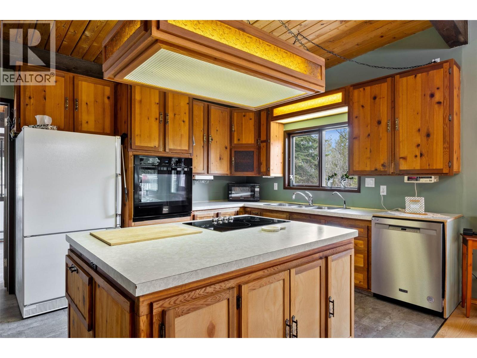 906 DILWORTH ROAD - 8