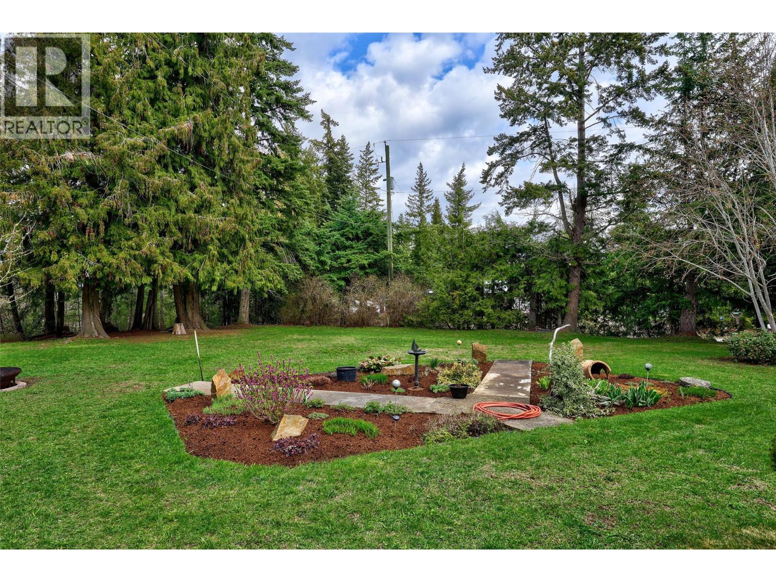 906 DILWORTH ROAD - 41