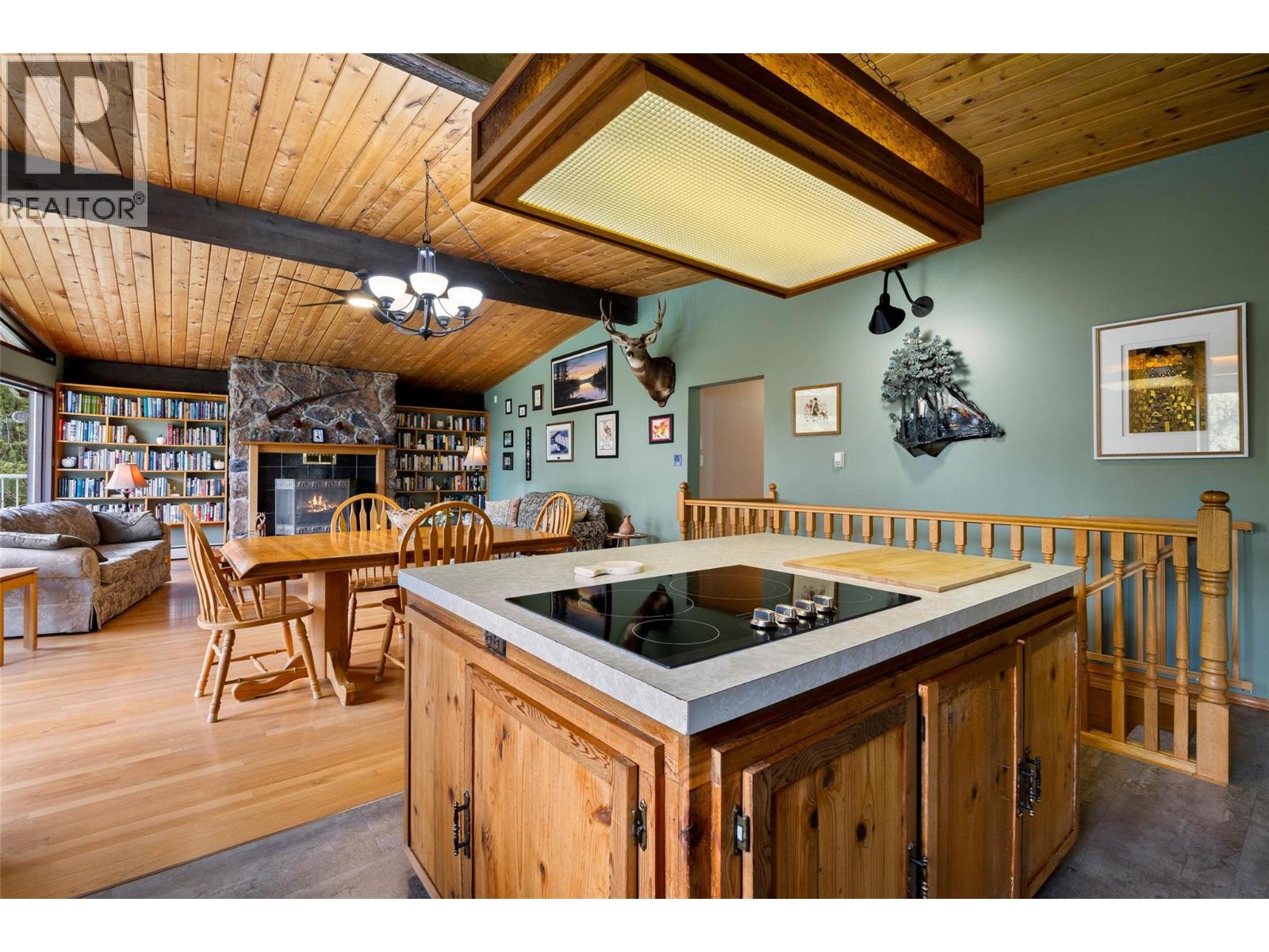 906 DILWORTH ROAD - 11