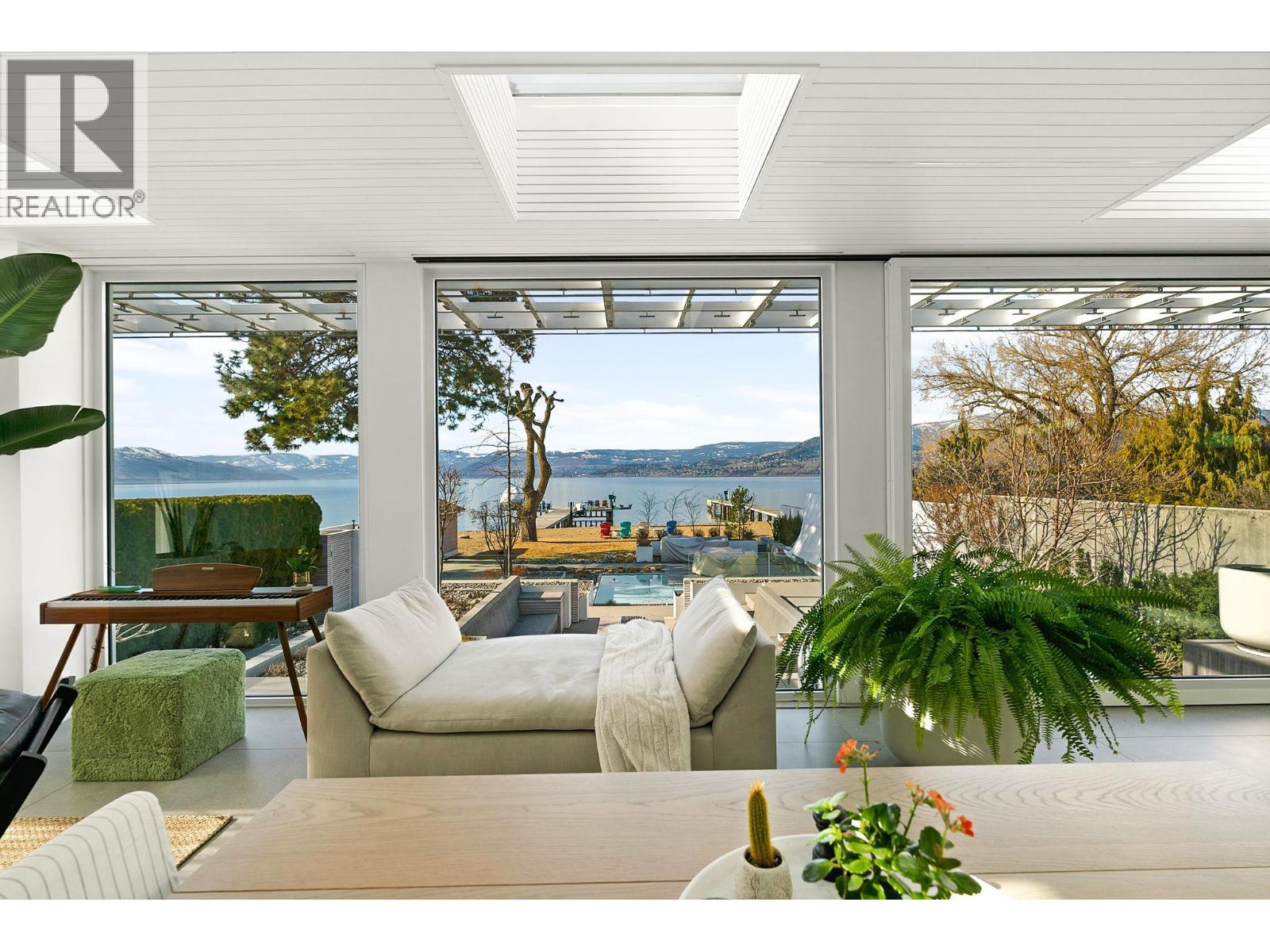  4110 Lakeshore Road, Kelowna