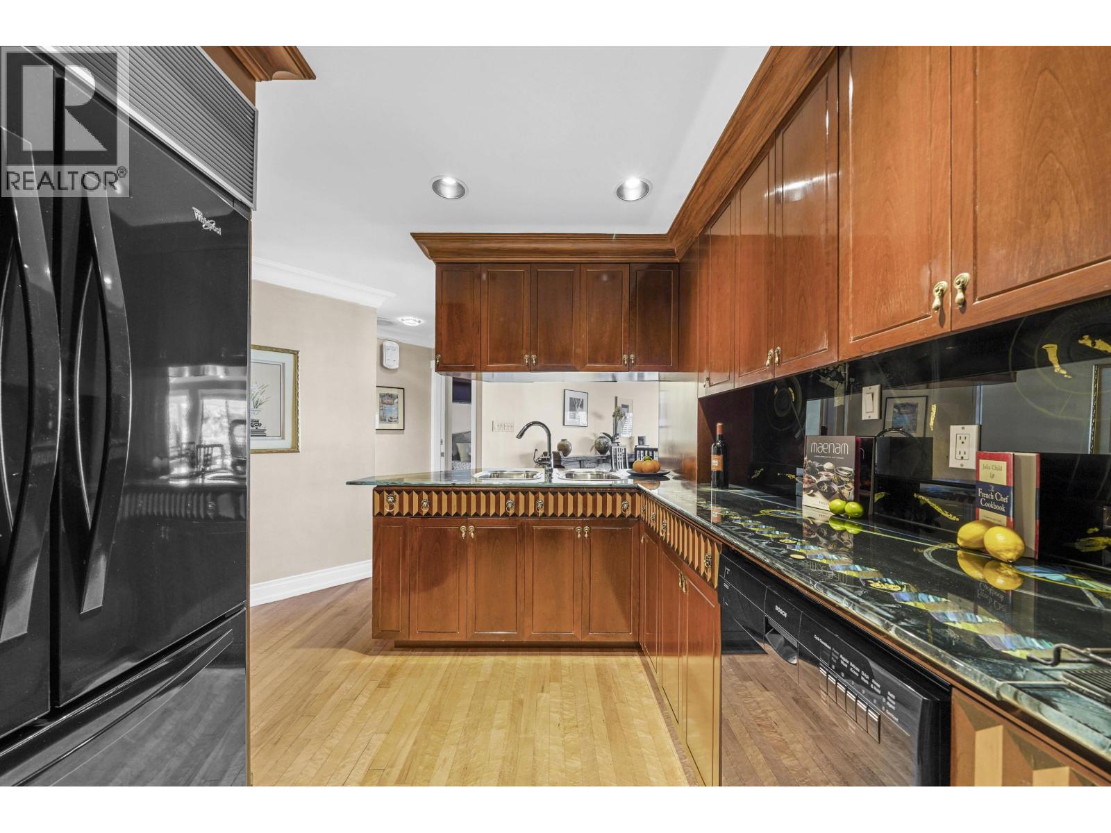 1130 IRONWORK PASSAGE, Vancouver