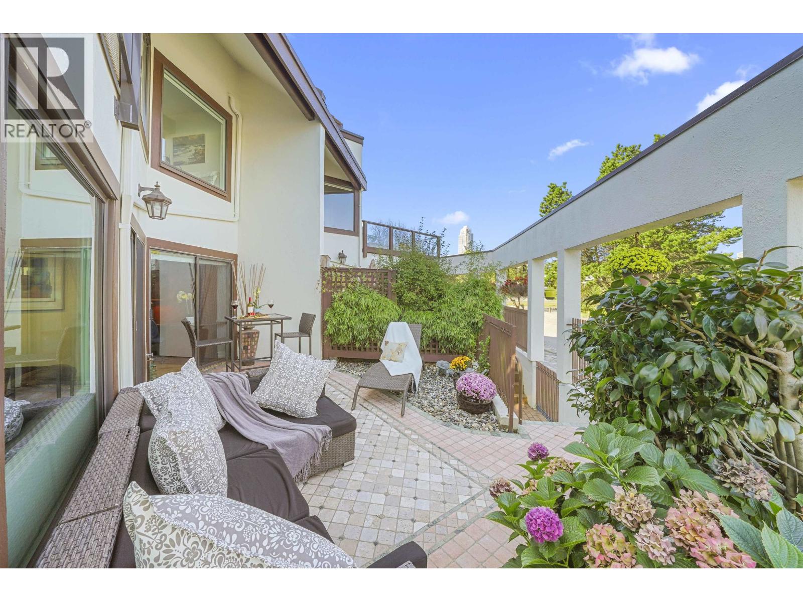 1130 IRONWORK PASSAGE, Vancouver