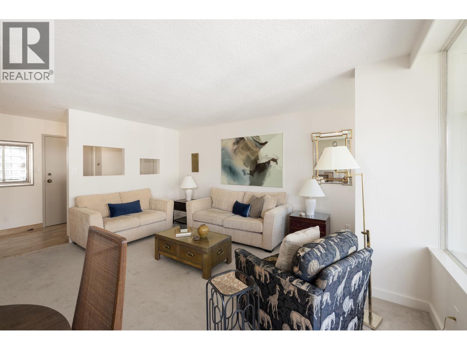 903 1480 DUCHESS AVENUE, West Vancouver