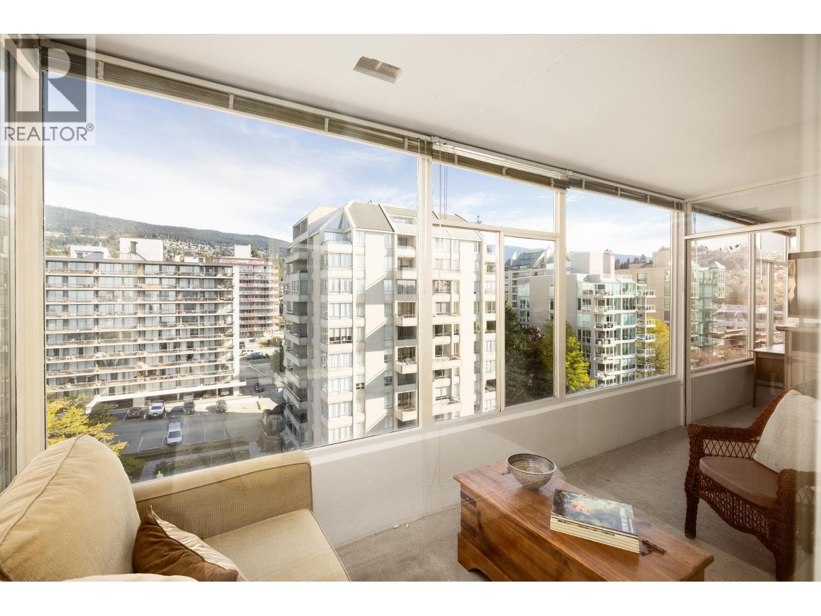 903 1480 DUCHESS AVENUE, West Vancouver