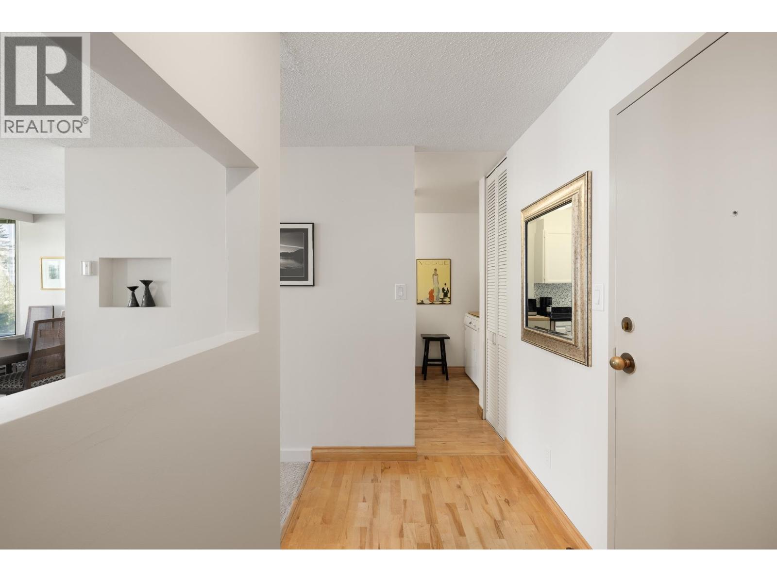 903 1480 DUCHESS AVENUE, West Vancouver