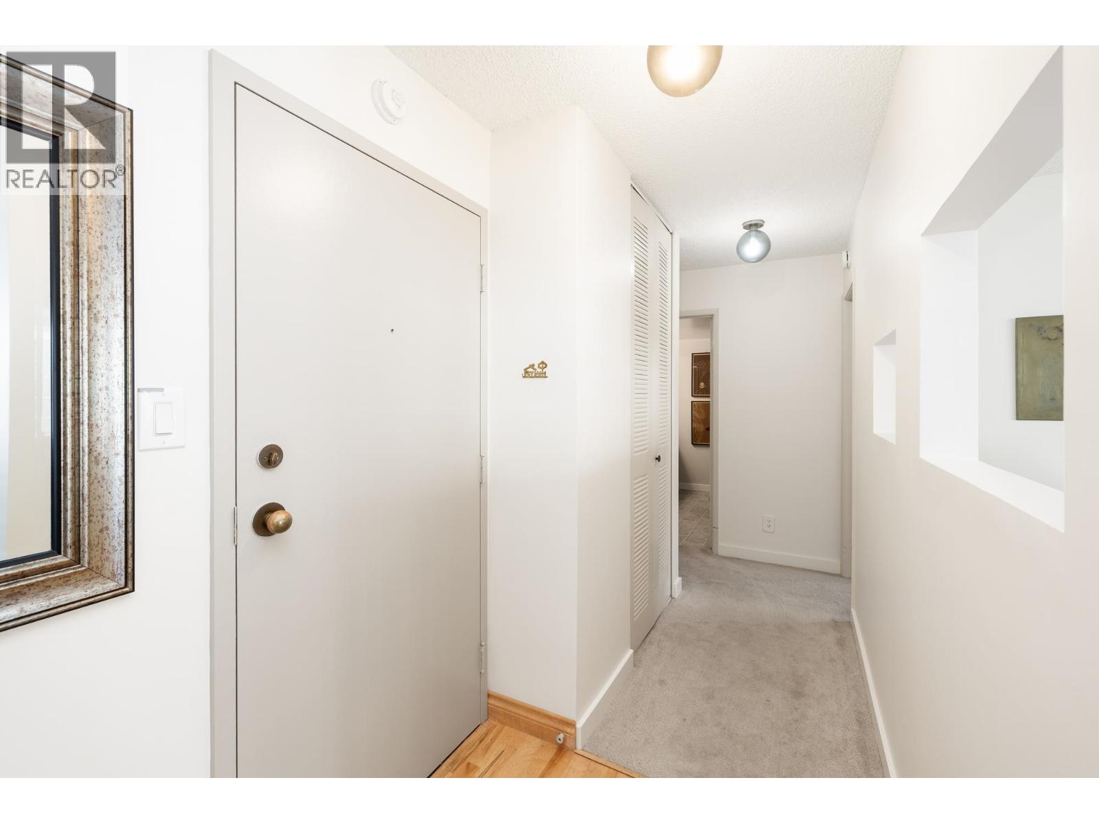 903 1480 DUCHESS AVENUE, West Vancouver