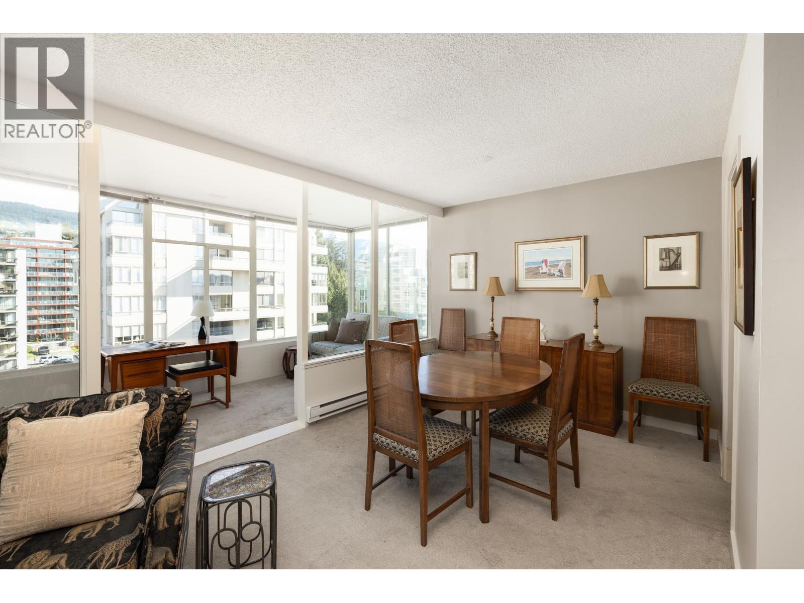 903 1480 DUCHESS AVENUE, West Vancouver