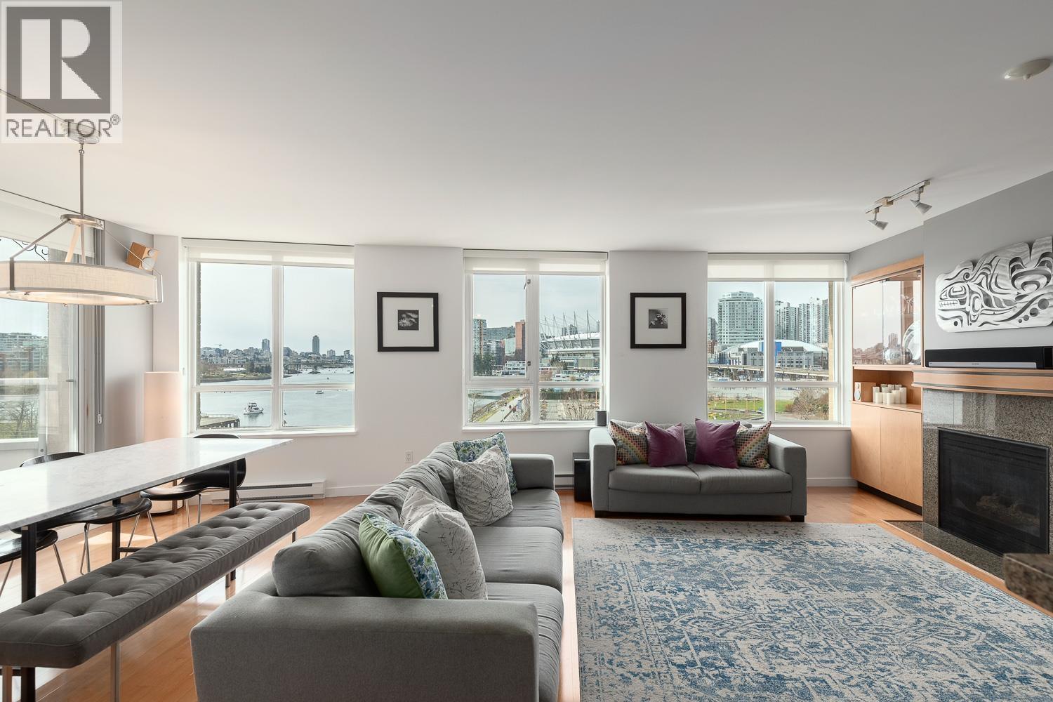 605 120 MILROSS AVENUE