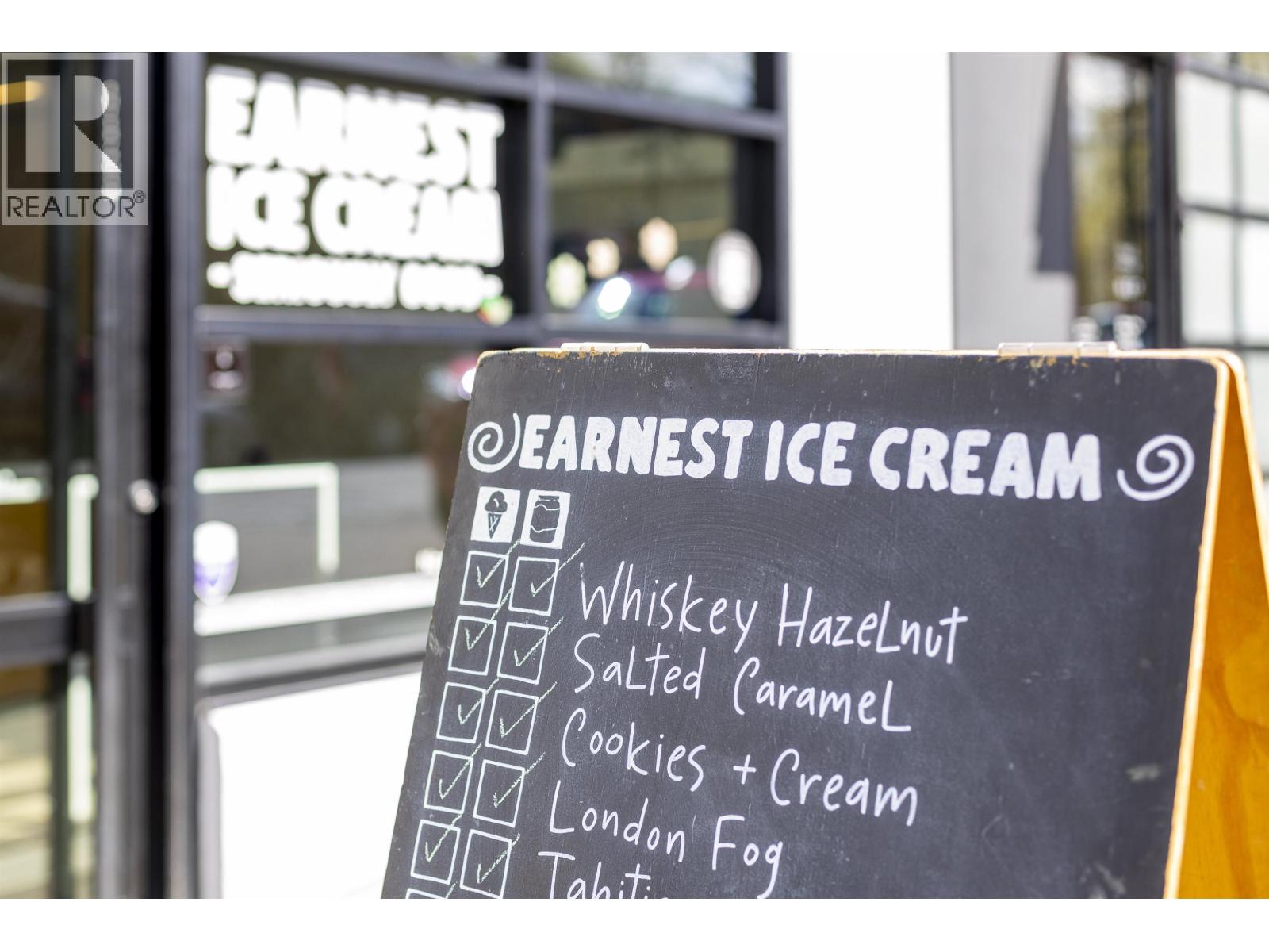 1065 E PENDER STREET, Vancouver