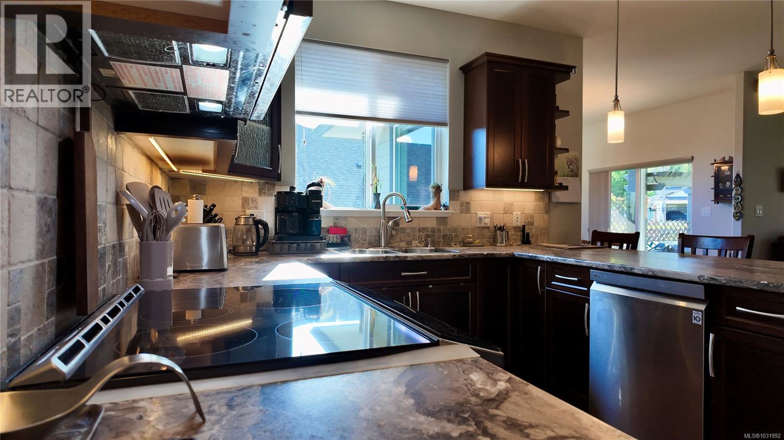 434 Mountain View Dr - 5