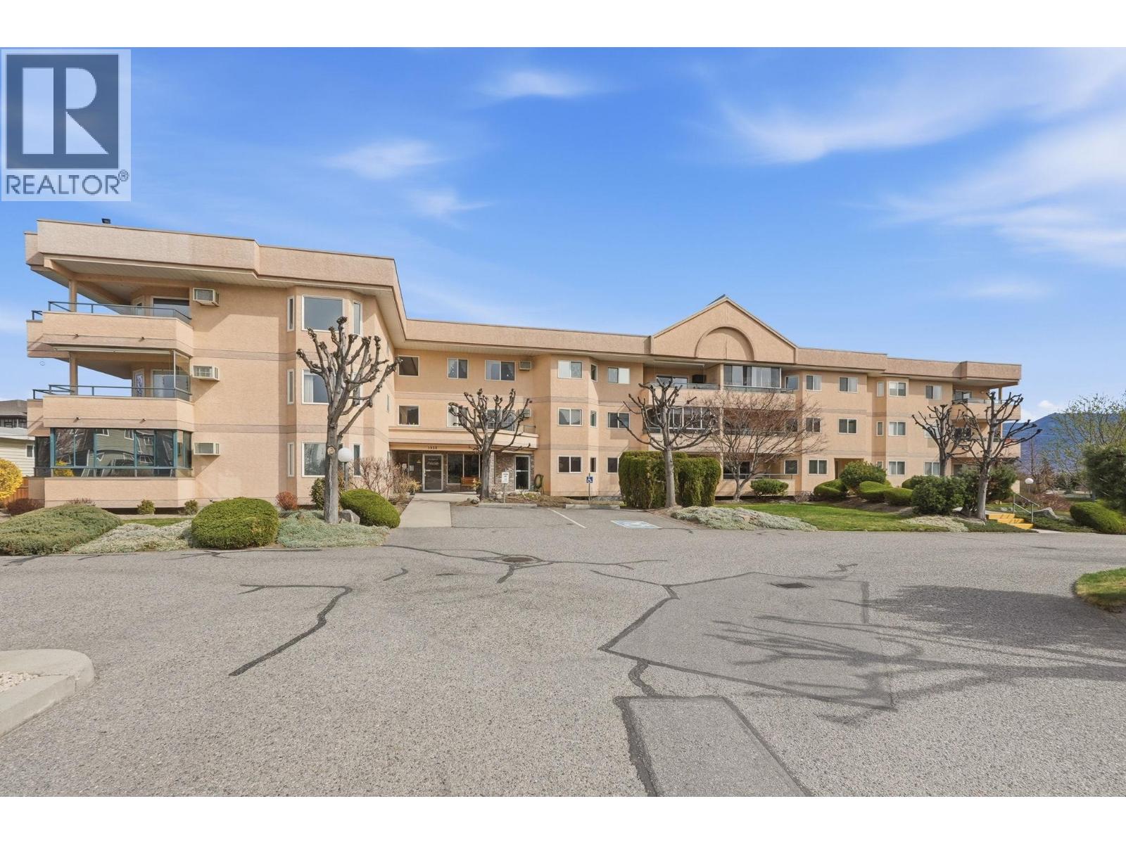 #203-3850 Brown Road, West Kelowna