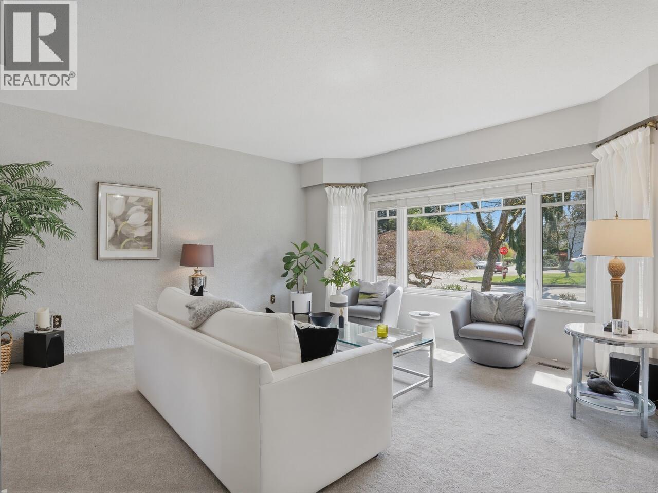 1847 RODGER AVENUE, Port Coquitlam