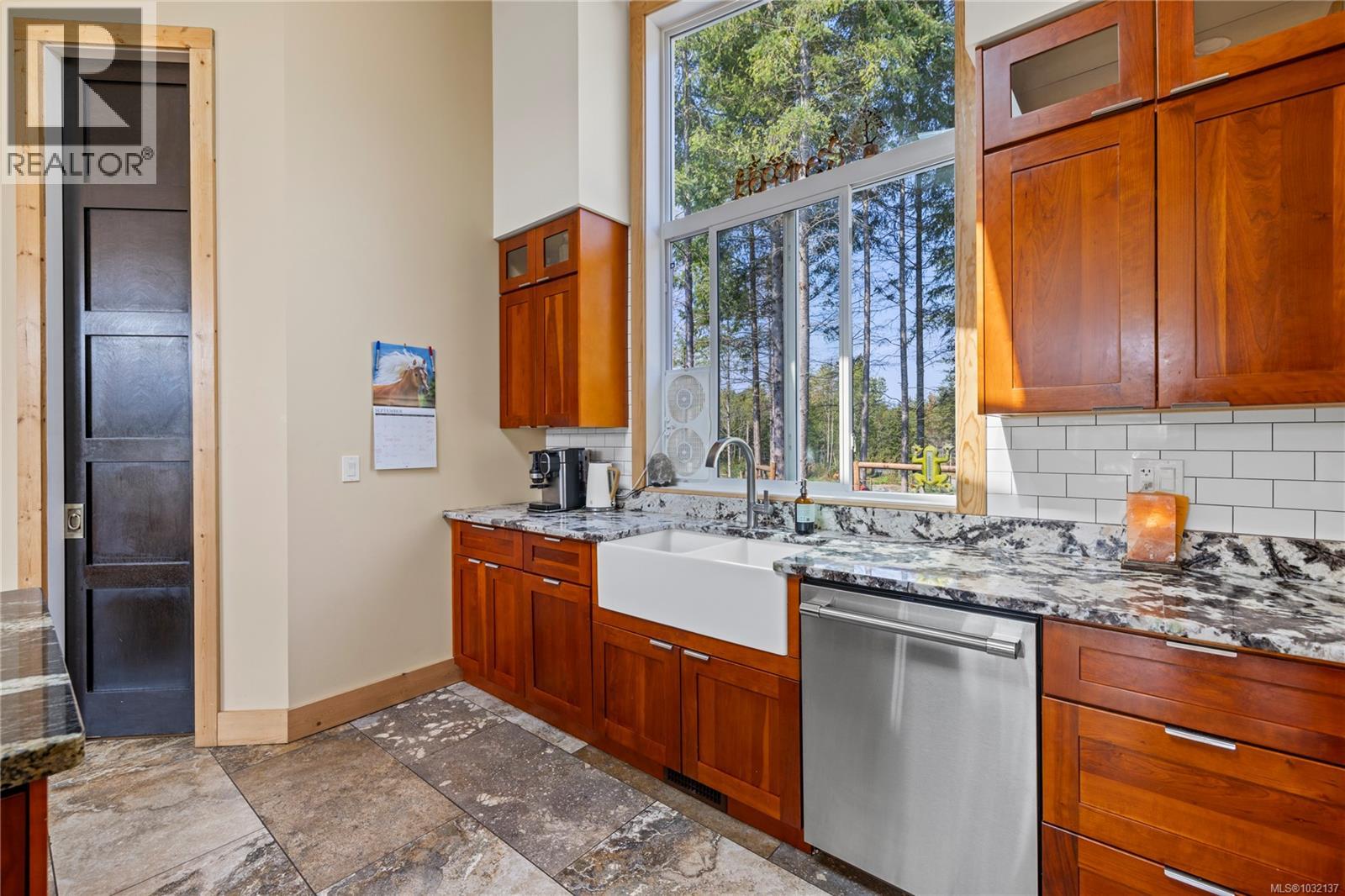 440 Gilbert Rd - 16