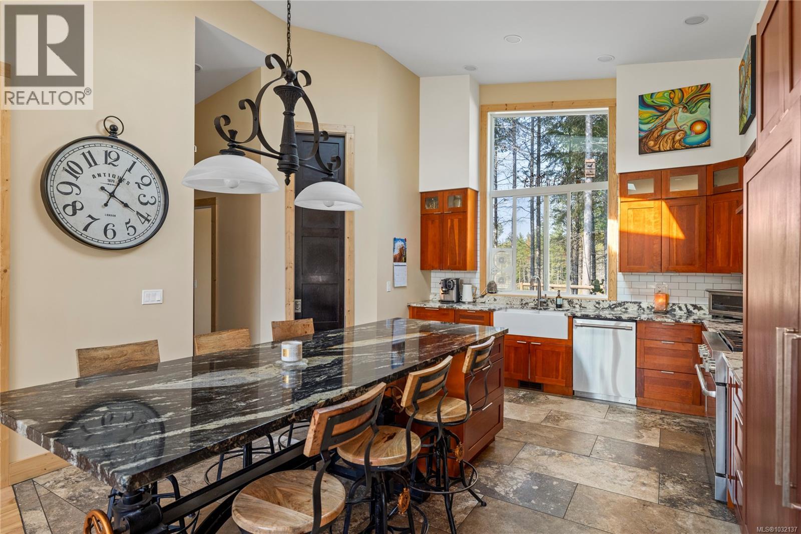 440 Gilbert Rd - 4