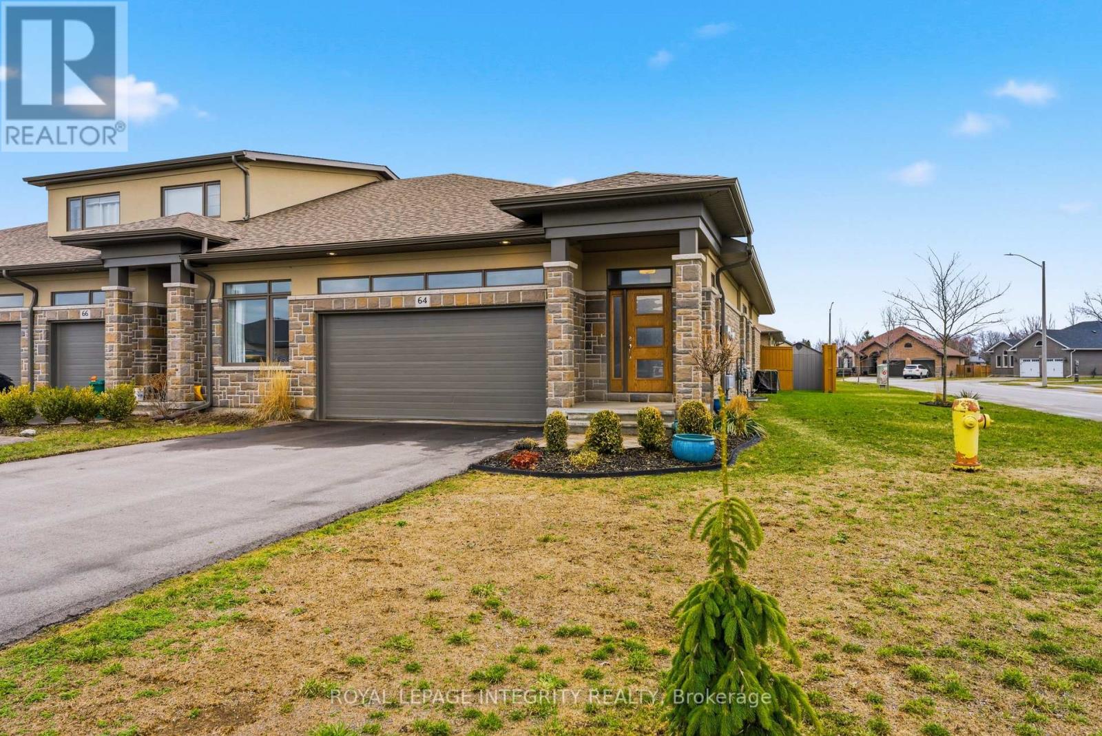 64 COVINGTON CRESCENT - 2