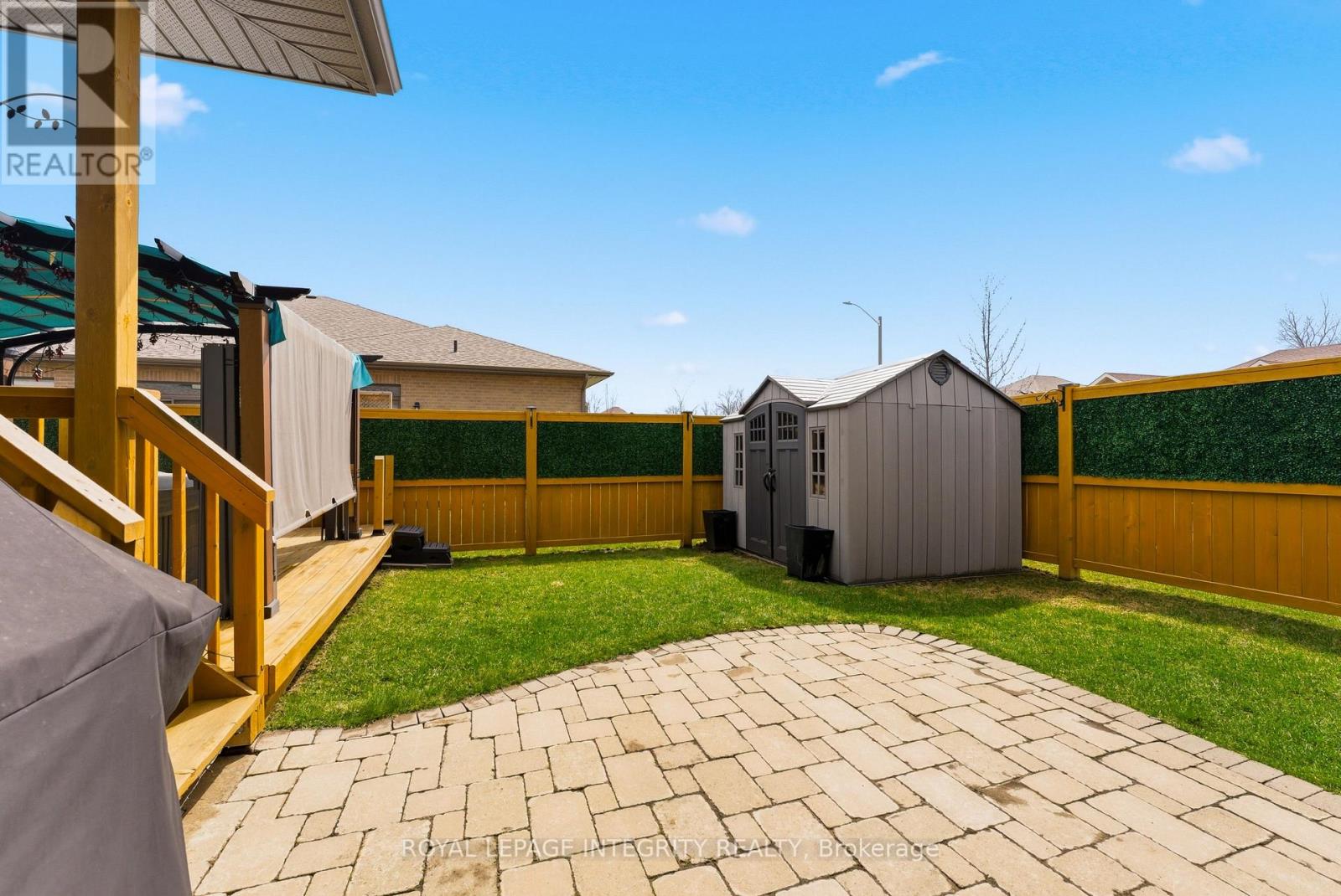 64 COVINGTON CRESCENT — photo 39