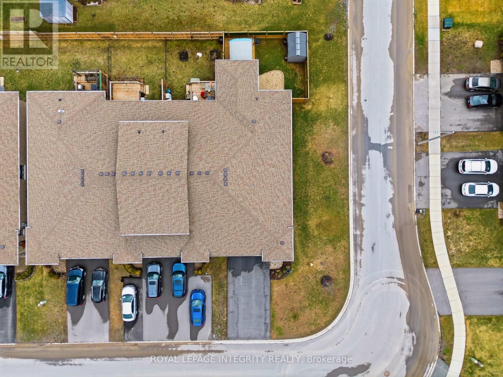 64 COVINGTON CRESCENT - 44