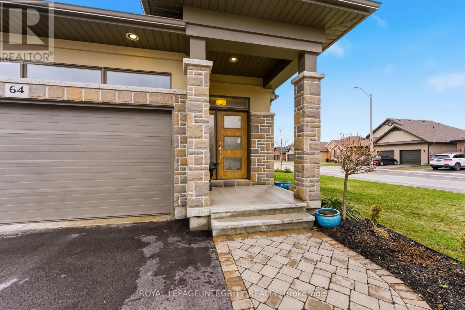 64 COVINGTON CRESCENT - 6