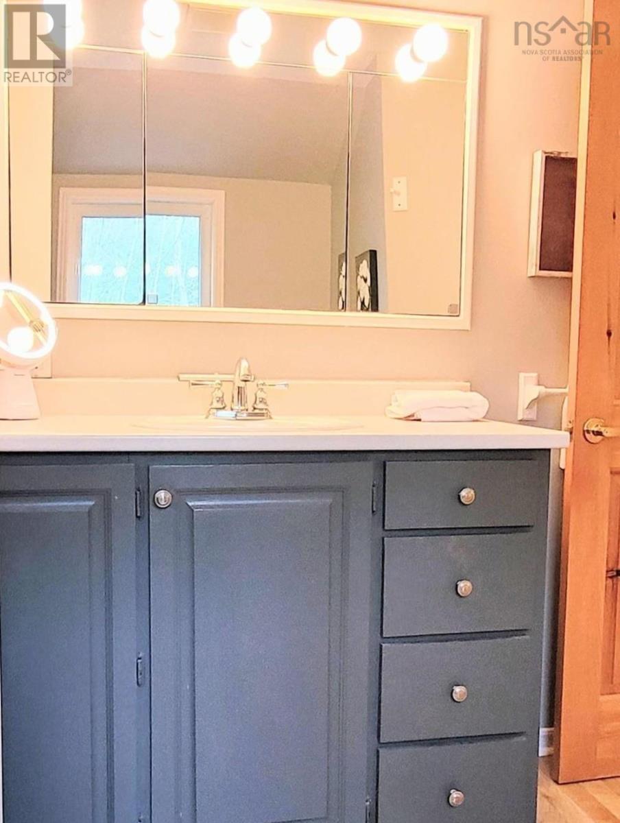 Property 20 of 34 of 72 Spring Tide Lane