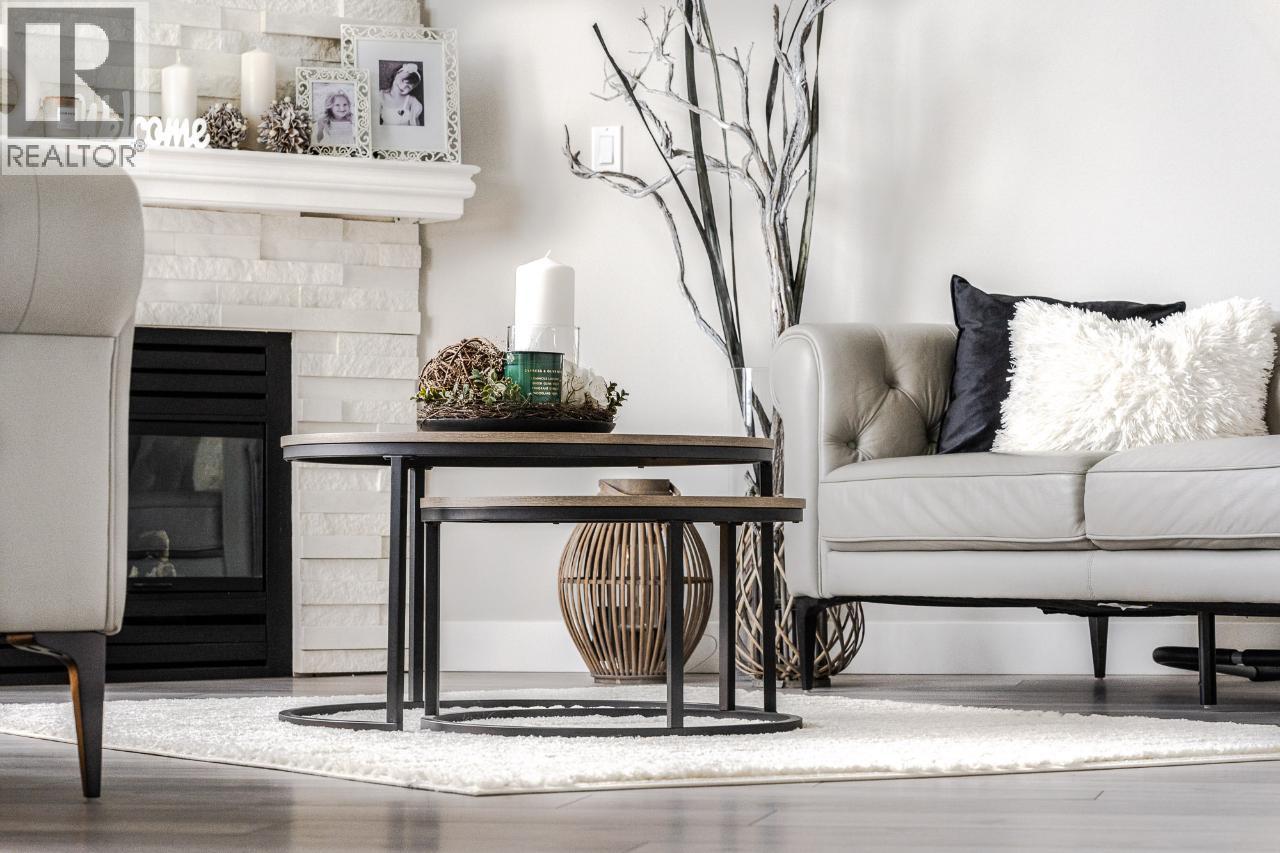 #28 2022 PACIFIC WAY - 11