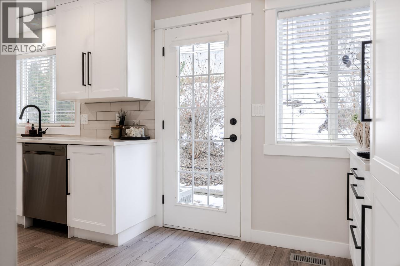 #28 2022 PACIFIC WAY - 18