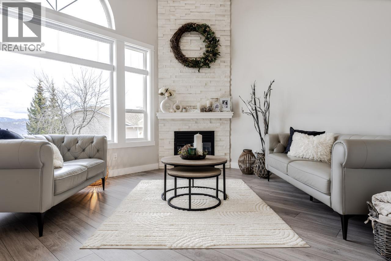 #28 2022 PACIFIC WAY - 9