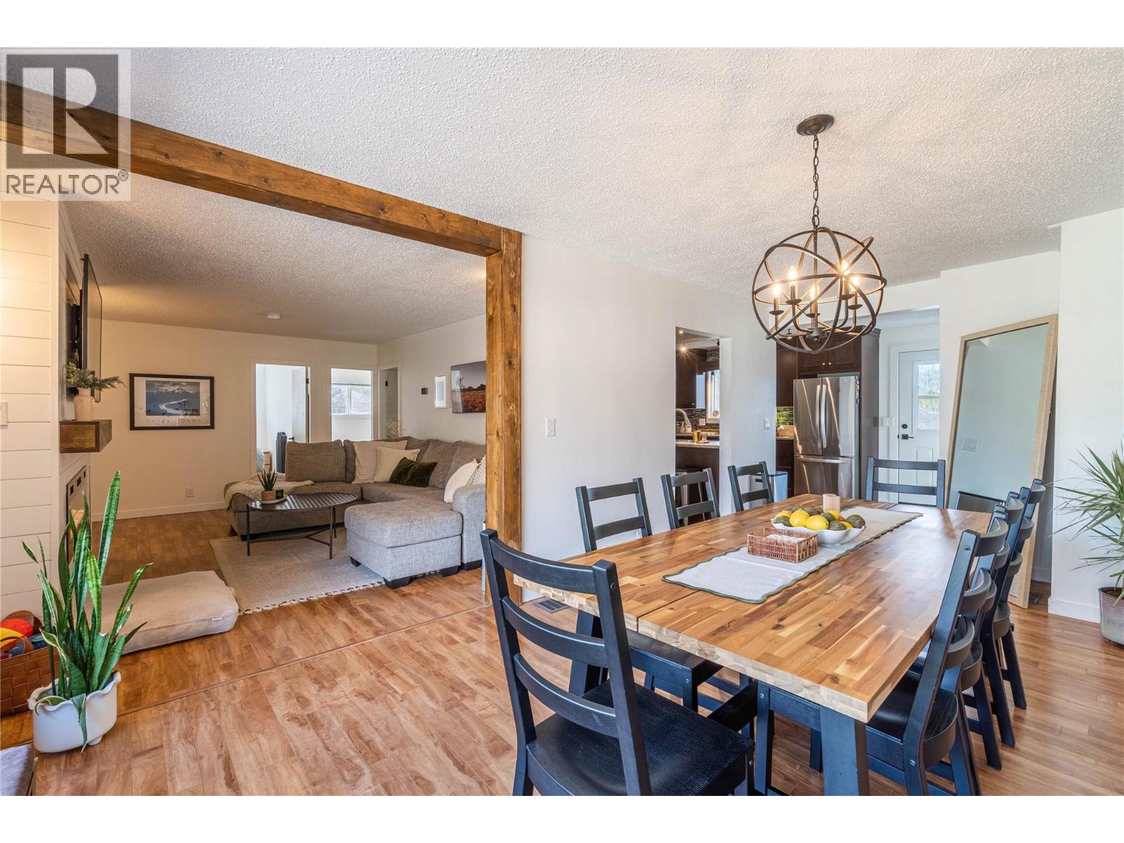 857 MAYNE Road - 11