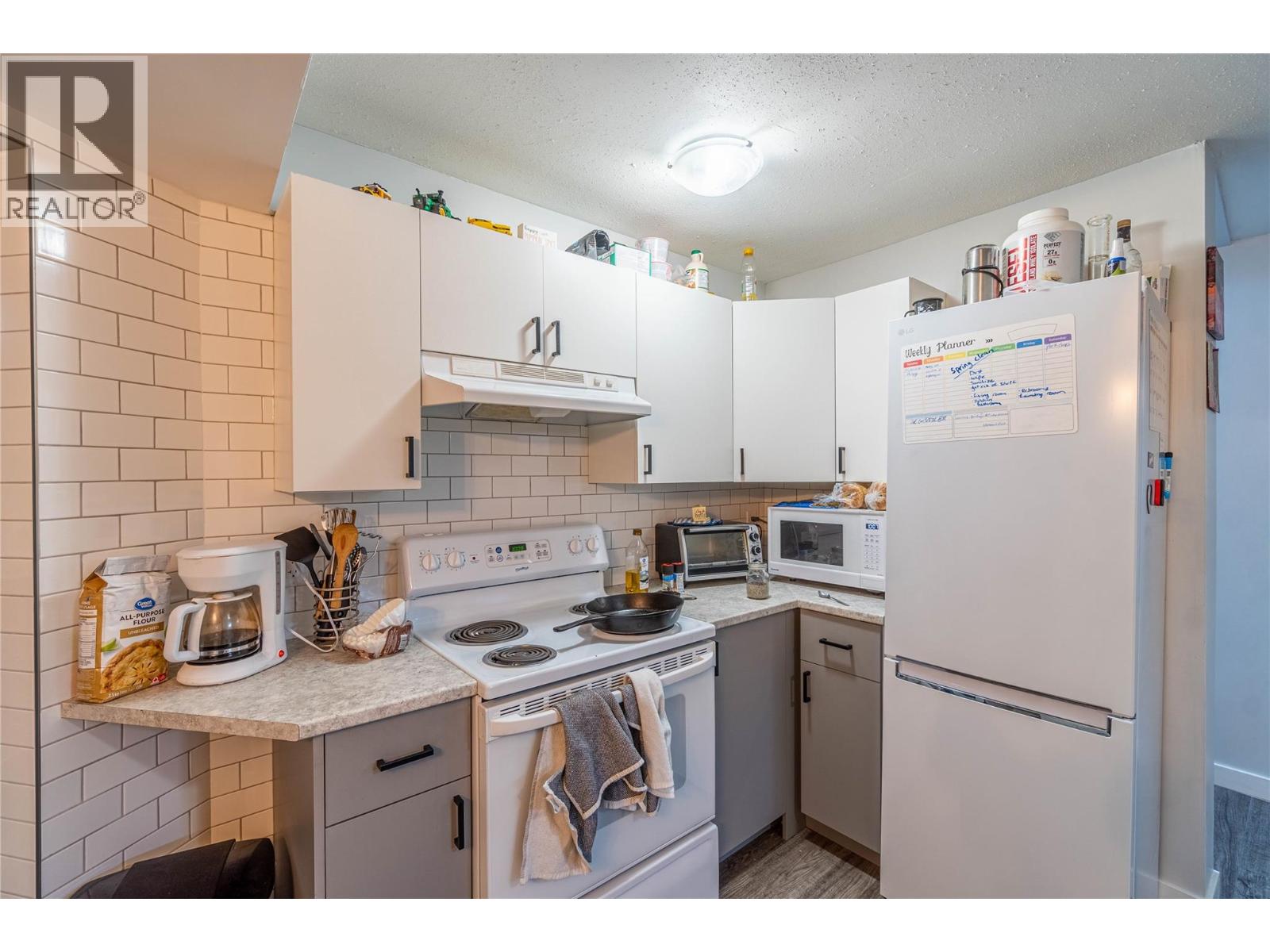 857 MAYNE Road - 33