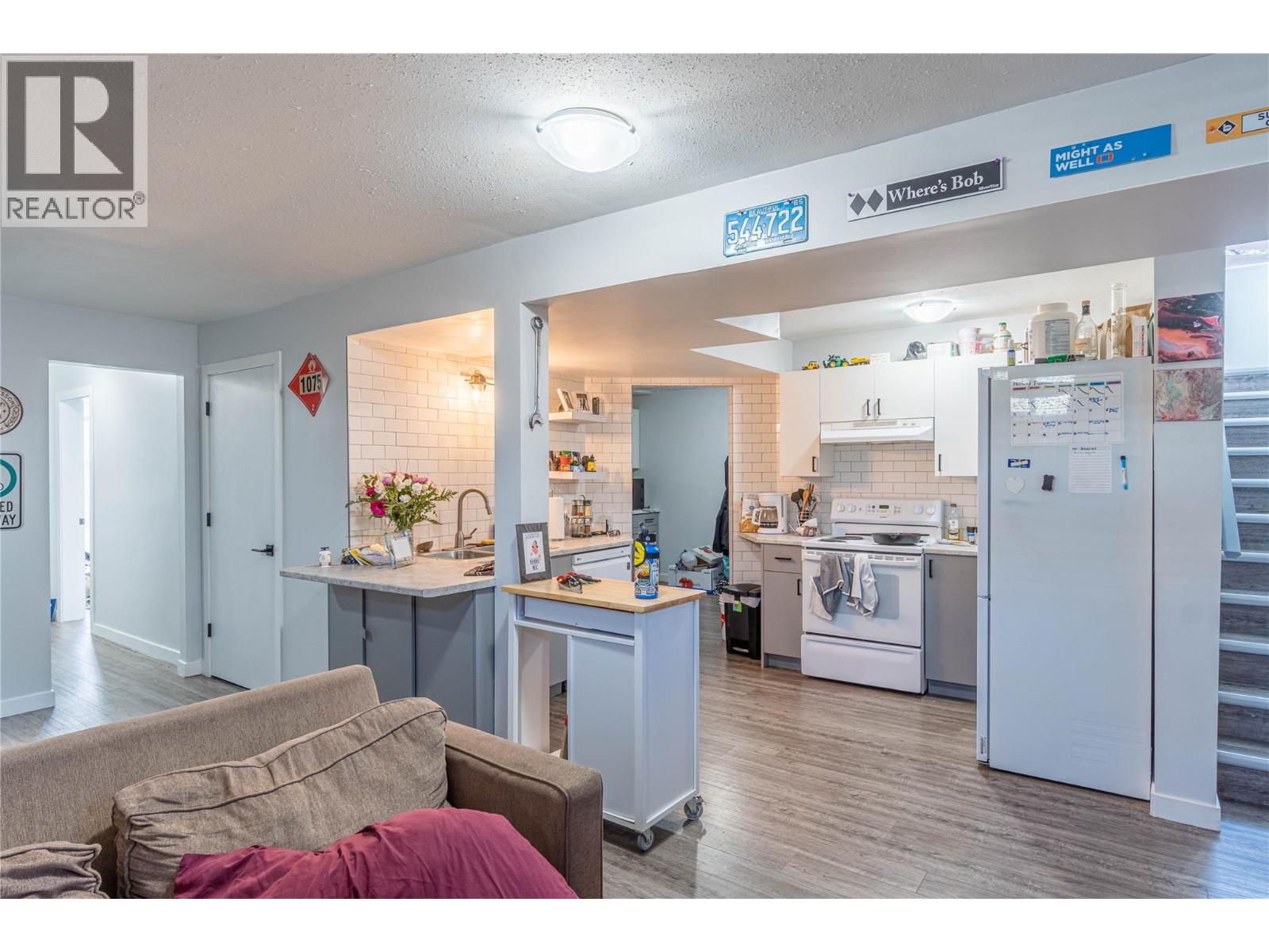 857 MAYNE Road - 35