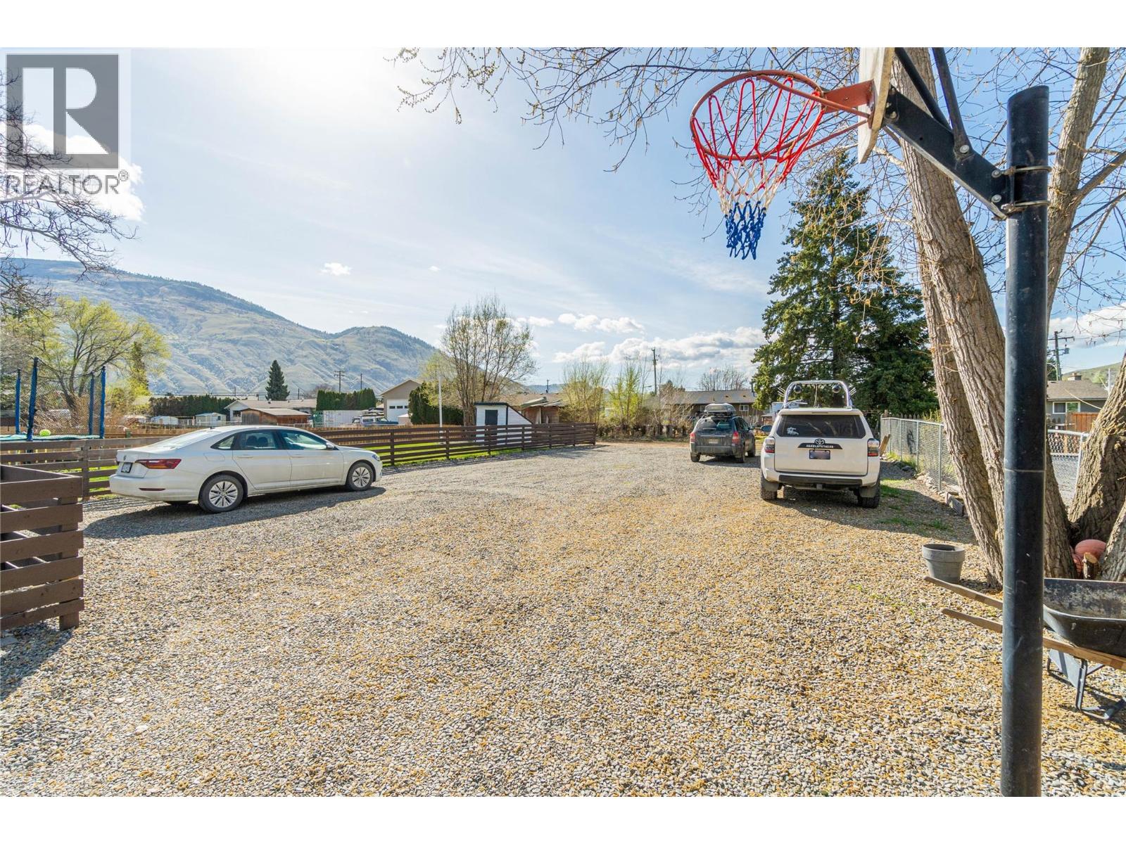 857 MAYNE Road - 55