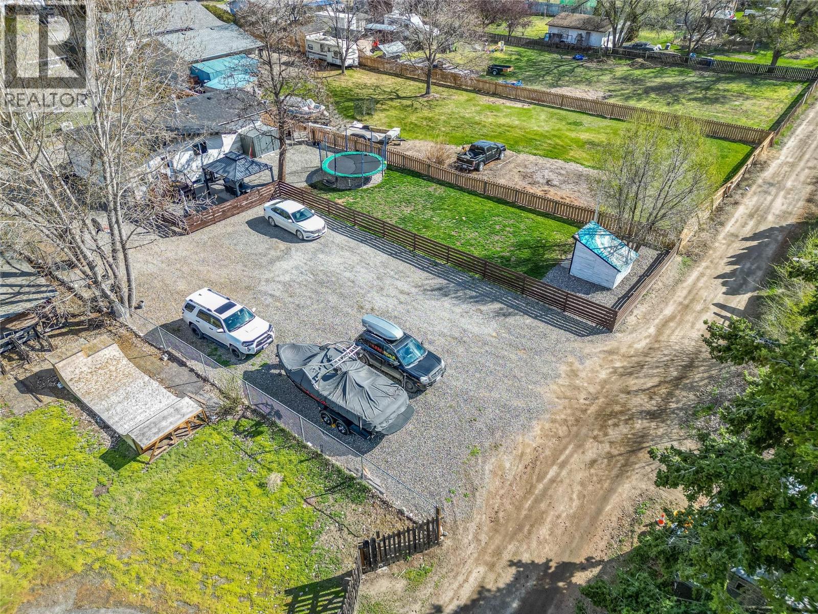 857 MAYNE Road - 58