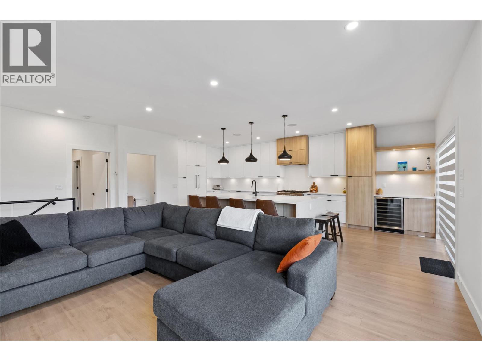 2 1452 Ethel Street, Kelowna