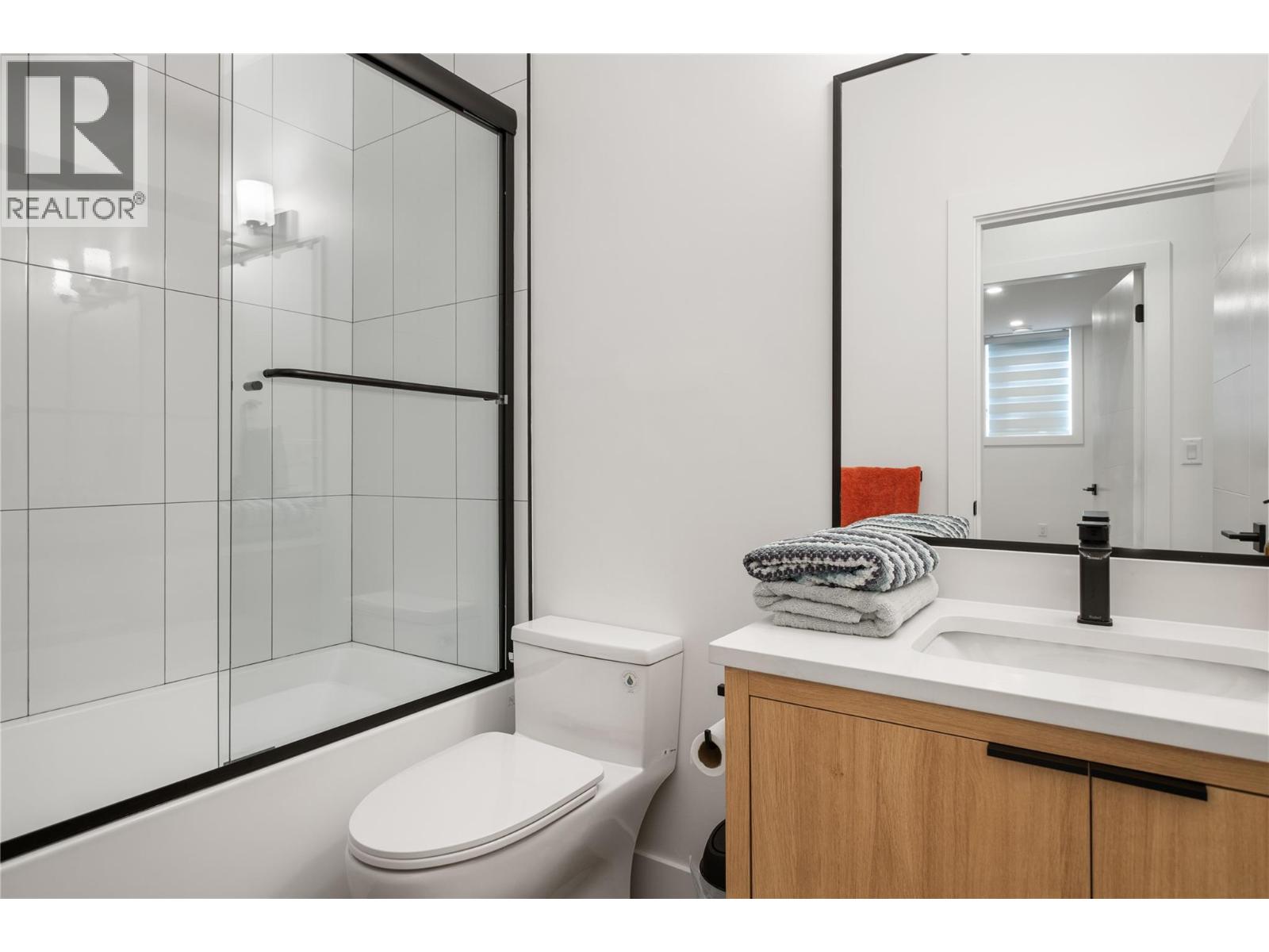 2 1452 Ethel Street, Kelowna