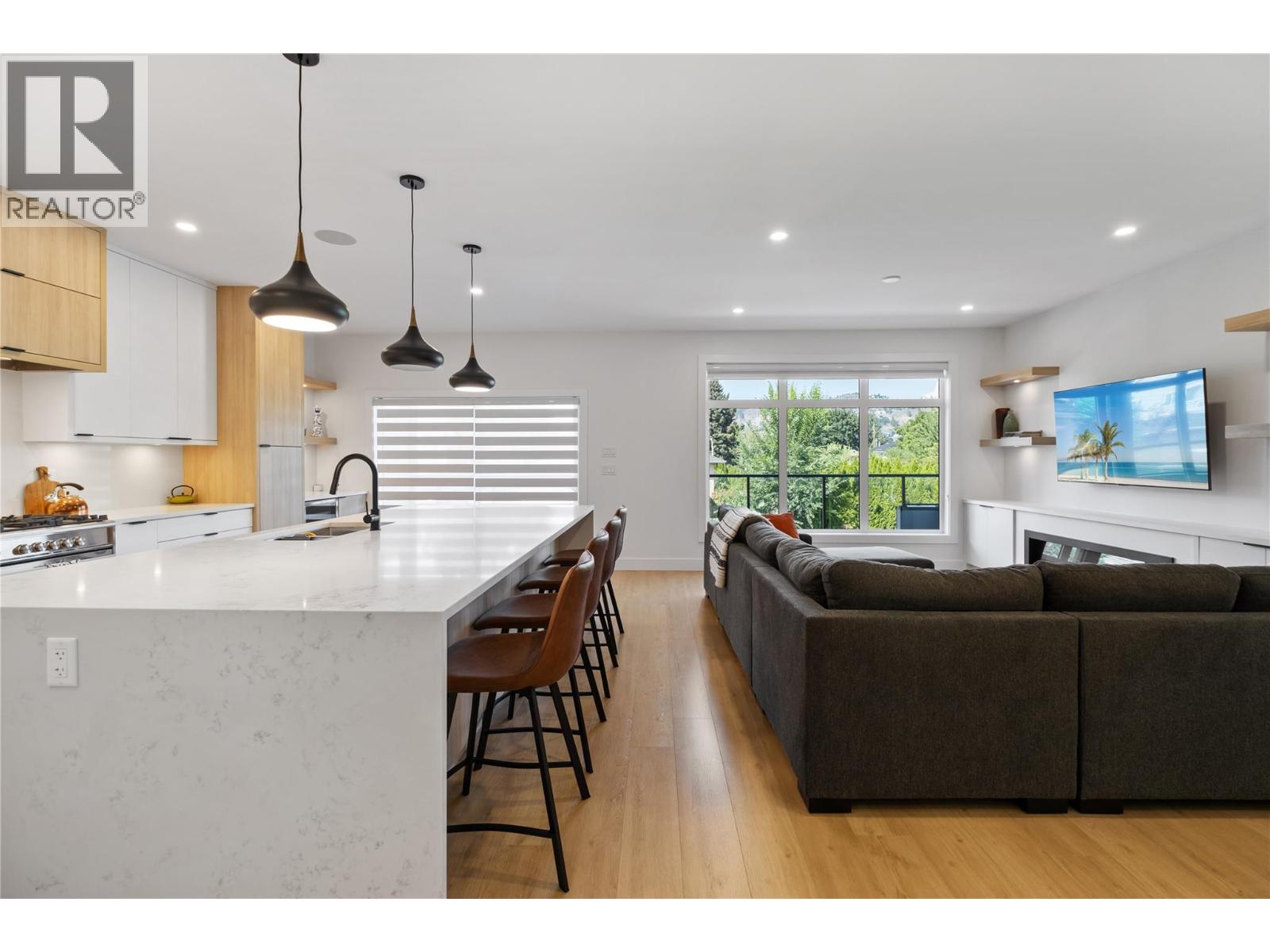 2 1452 Ethel Street, Kelowna