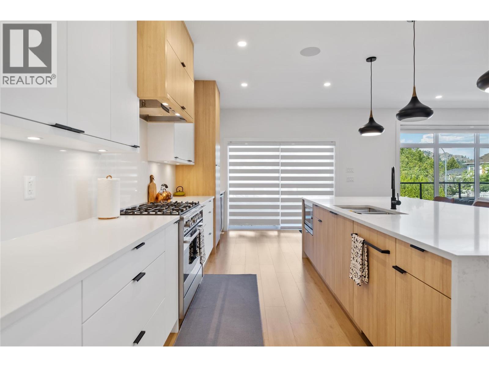 2 1452 Ethel Street, Kelowna