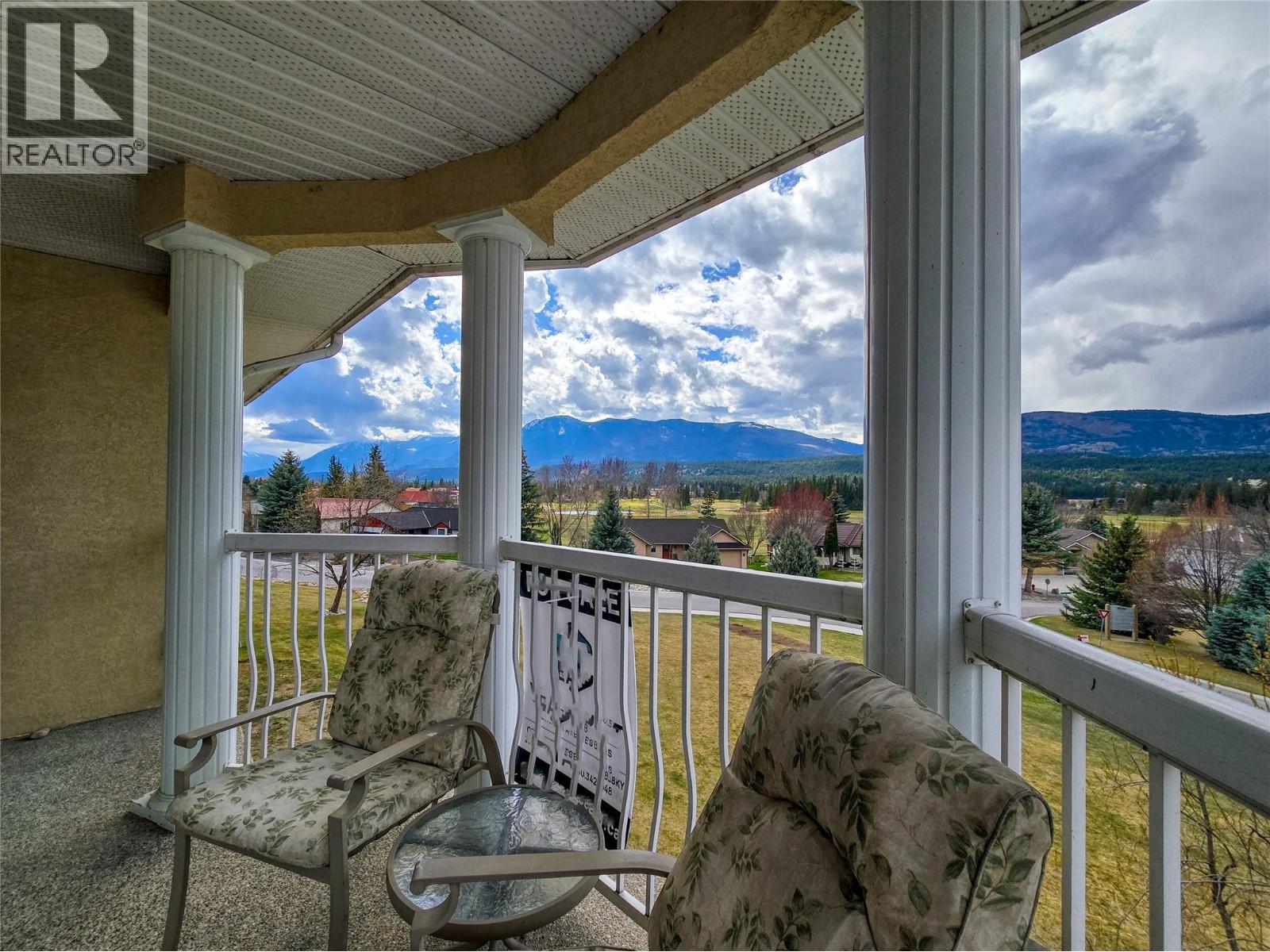 #5012A 5052 Riverview Road - 19