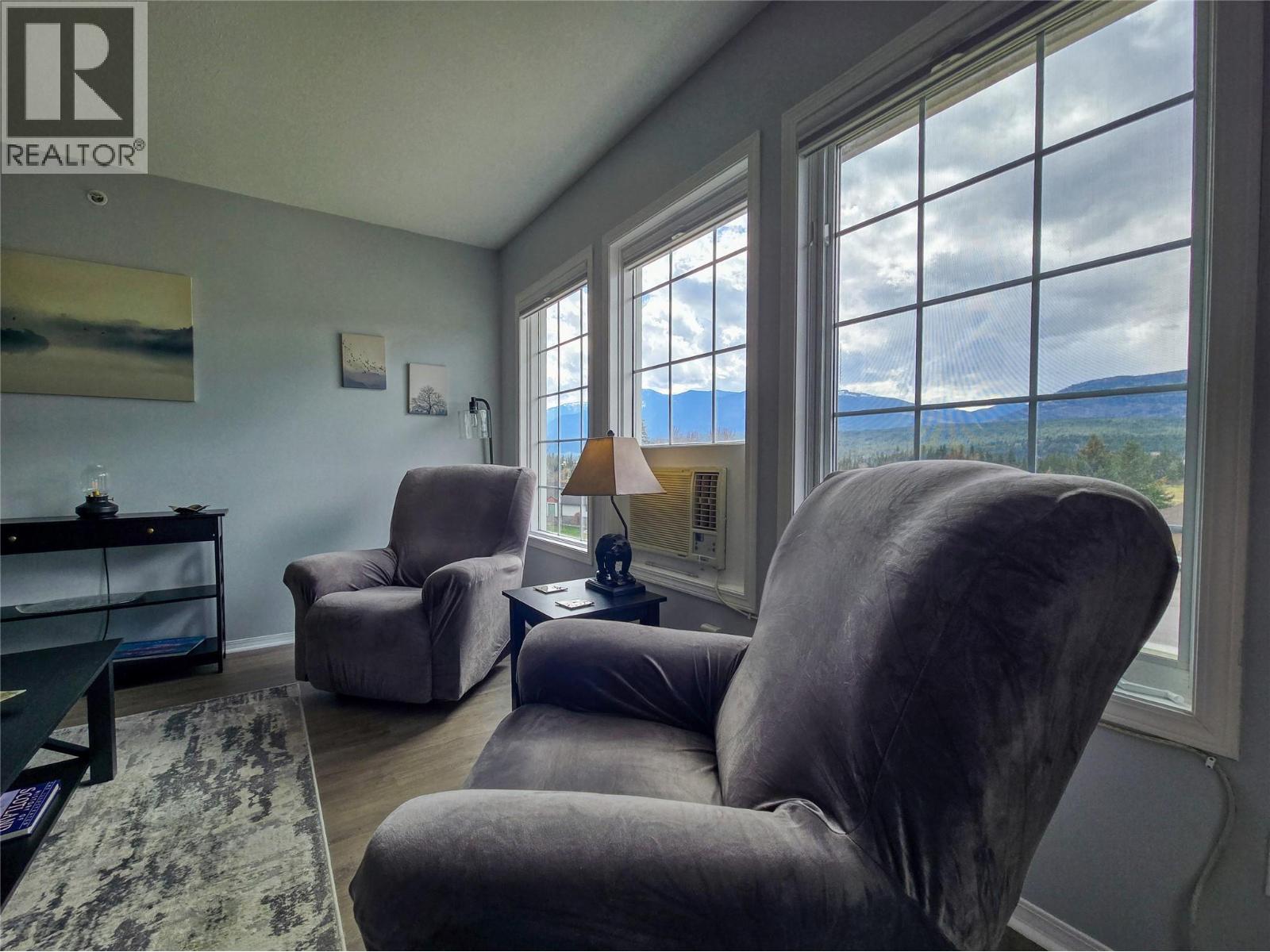 #5012A 5052 Riverview Road - 23