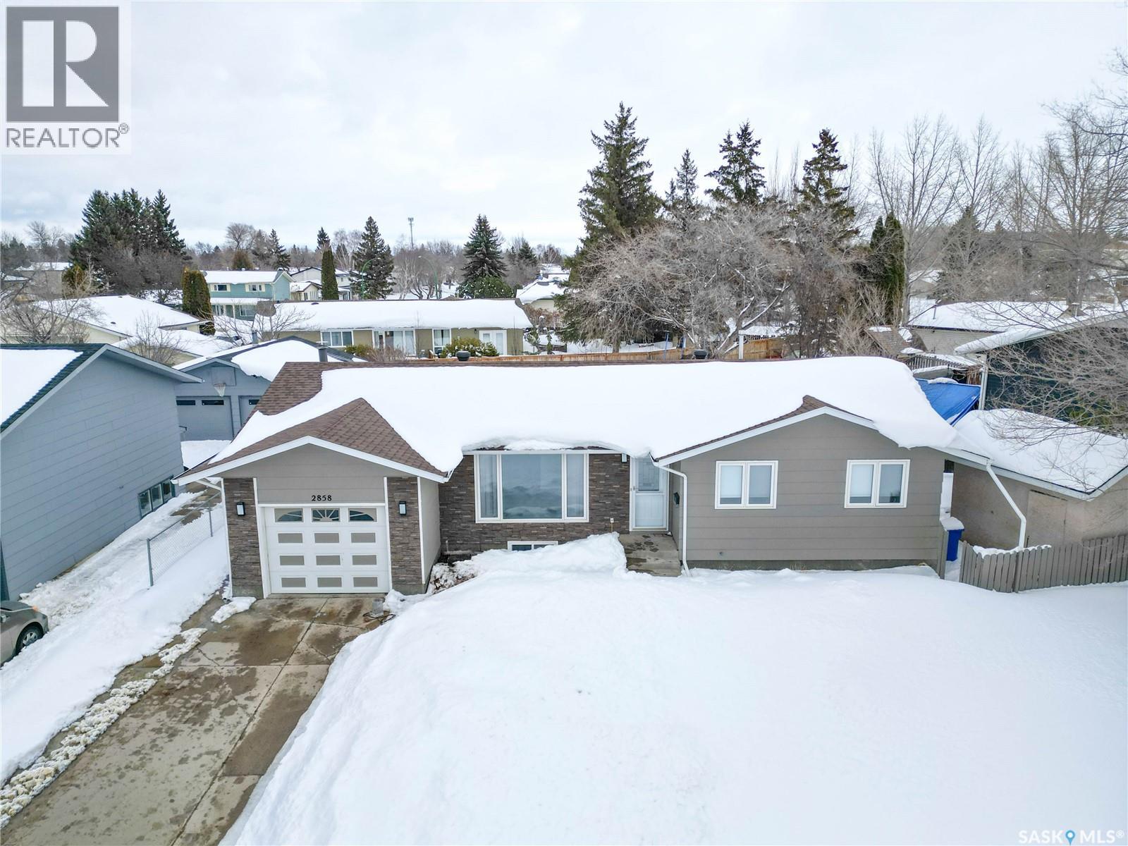 2858 Dunn DRIVE - 1
