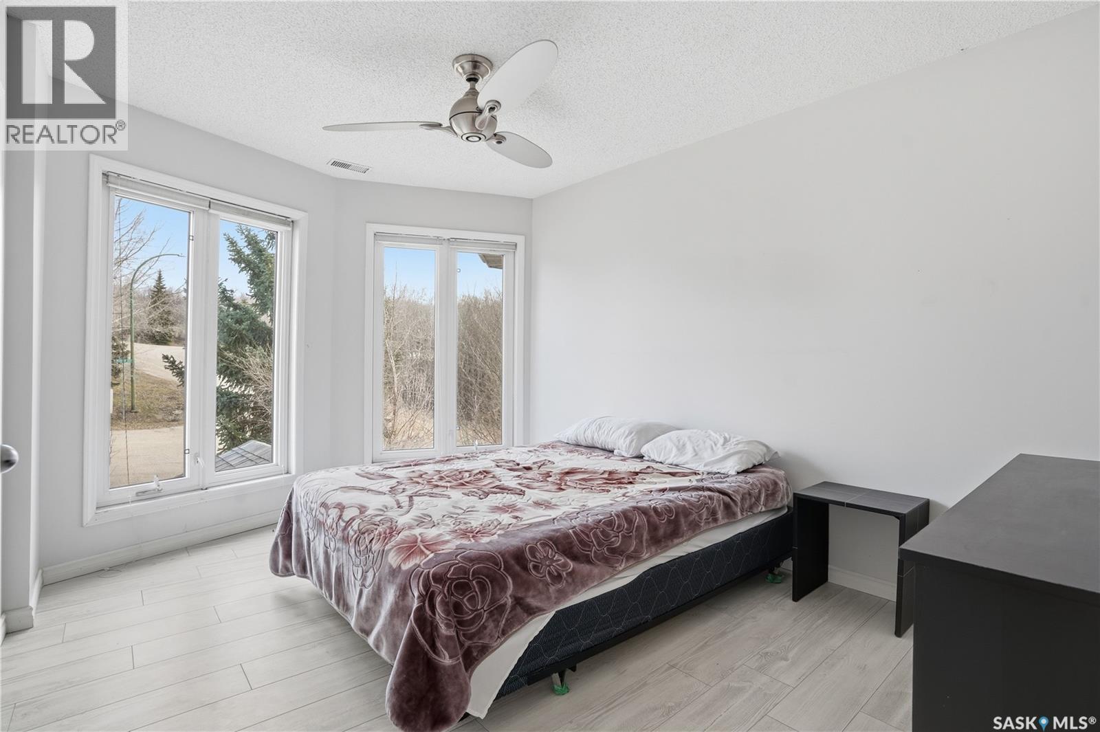 10 MEADOW BAY - 22