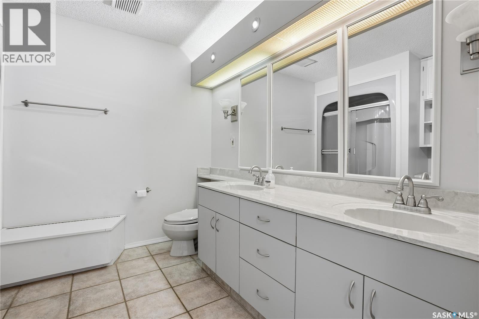 10 MEADOW BAY - 26