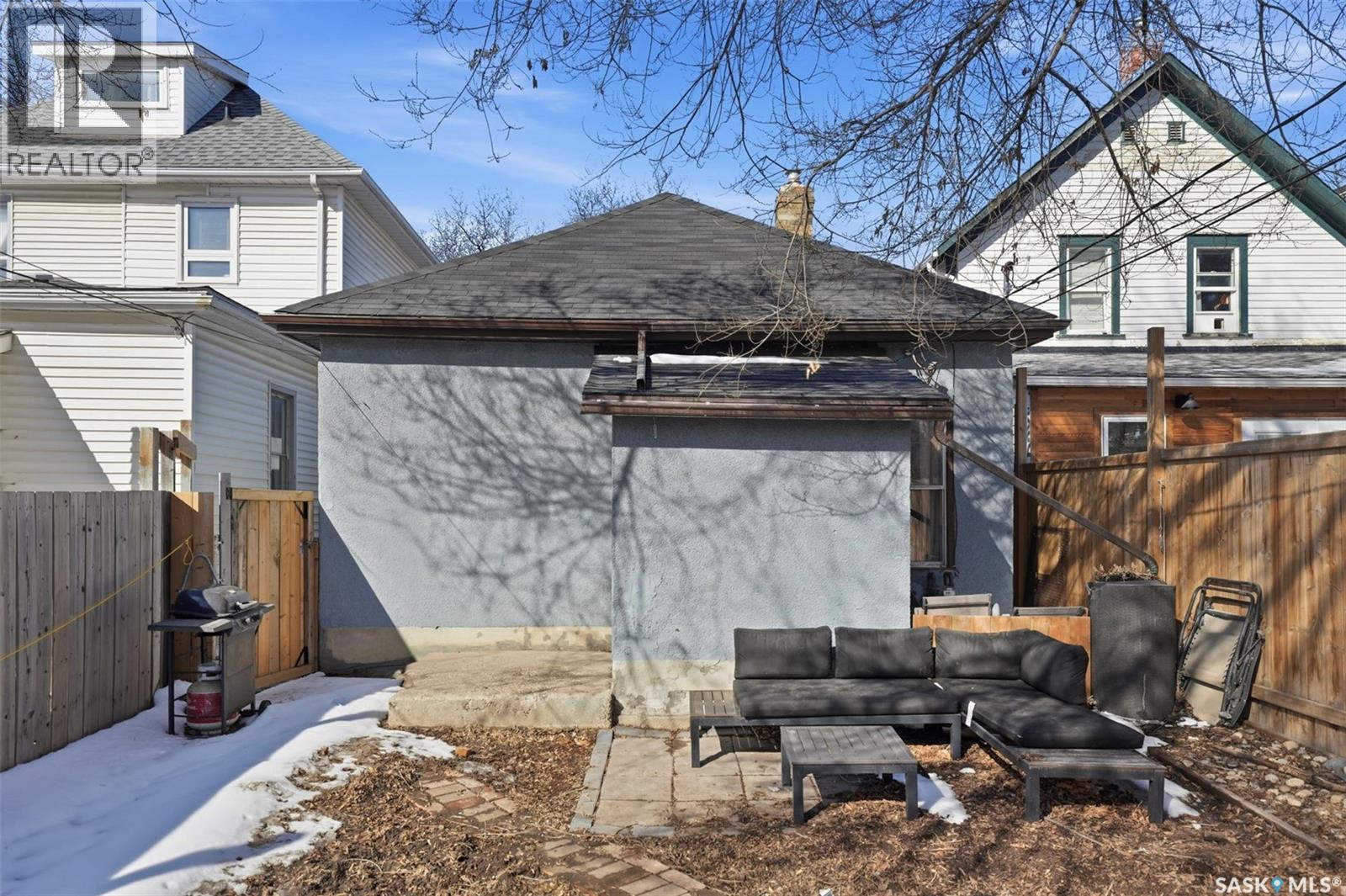 412 H AVENUE S - 19