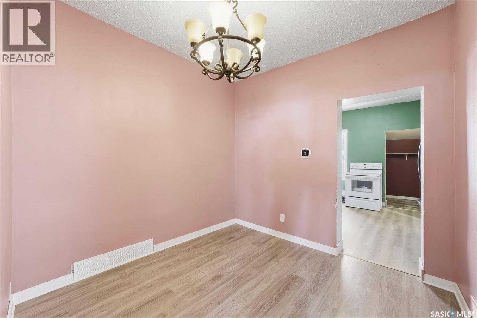 412 H AVENUE S - 7