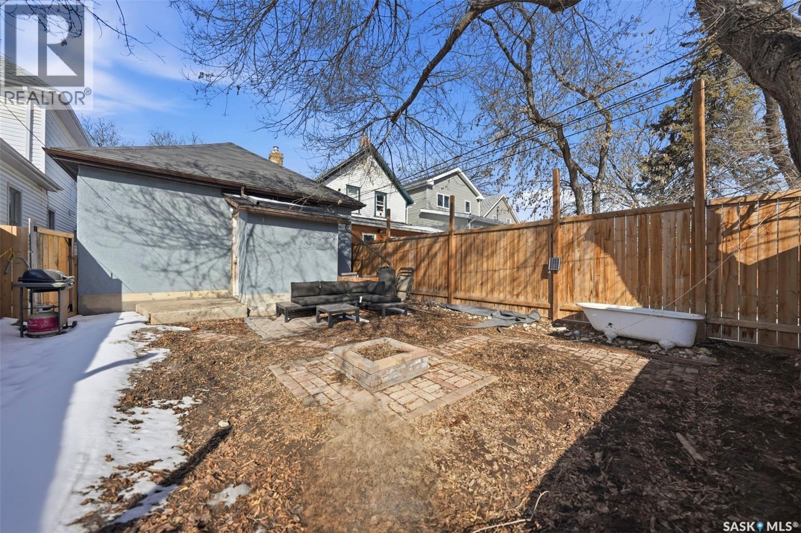 412 H AVENUE S - 20