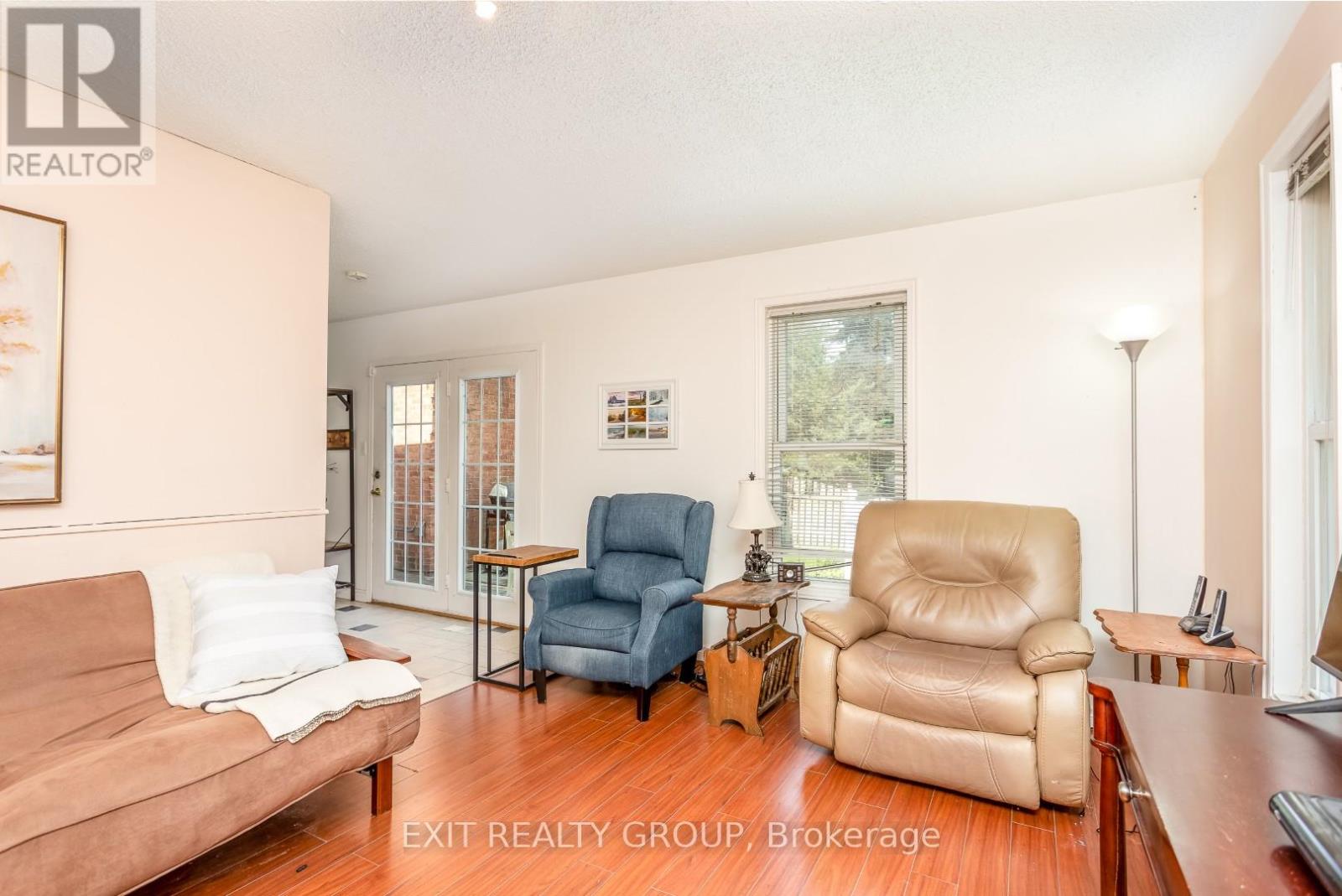 120 LORNE AVENUE - 24