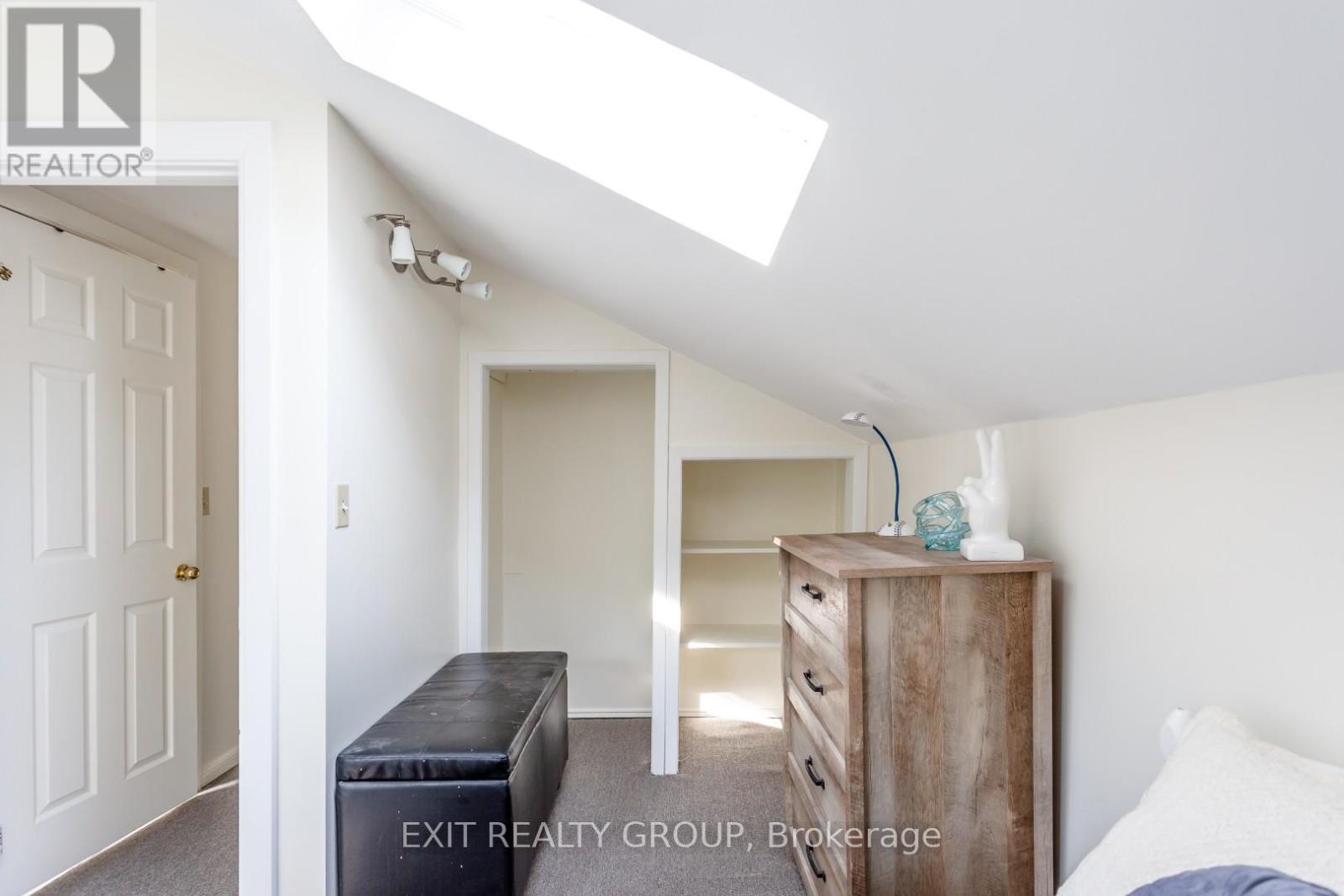 120 LORNE AVENUE - 36